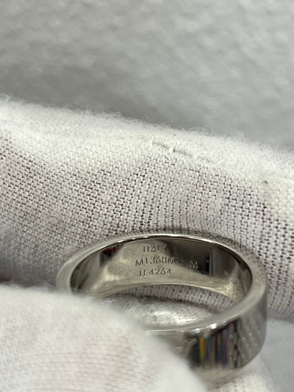 Louis Vuitton Anello Damier Staples