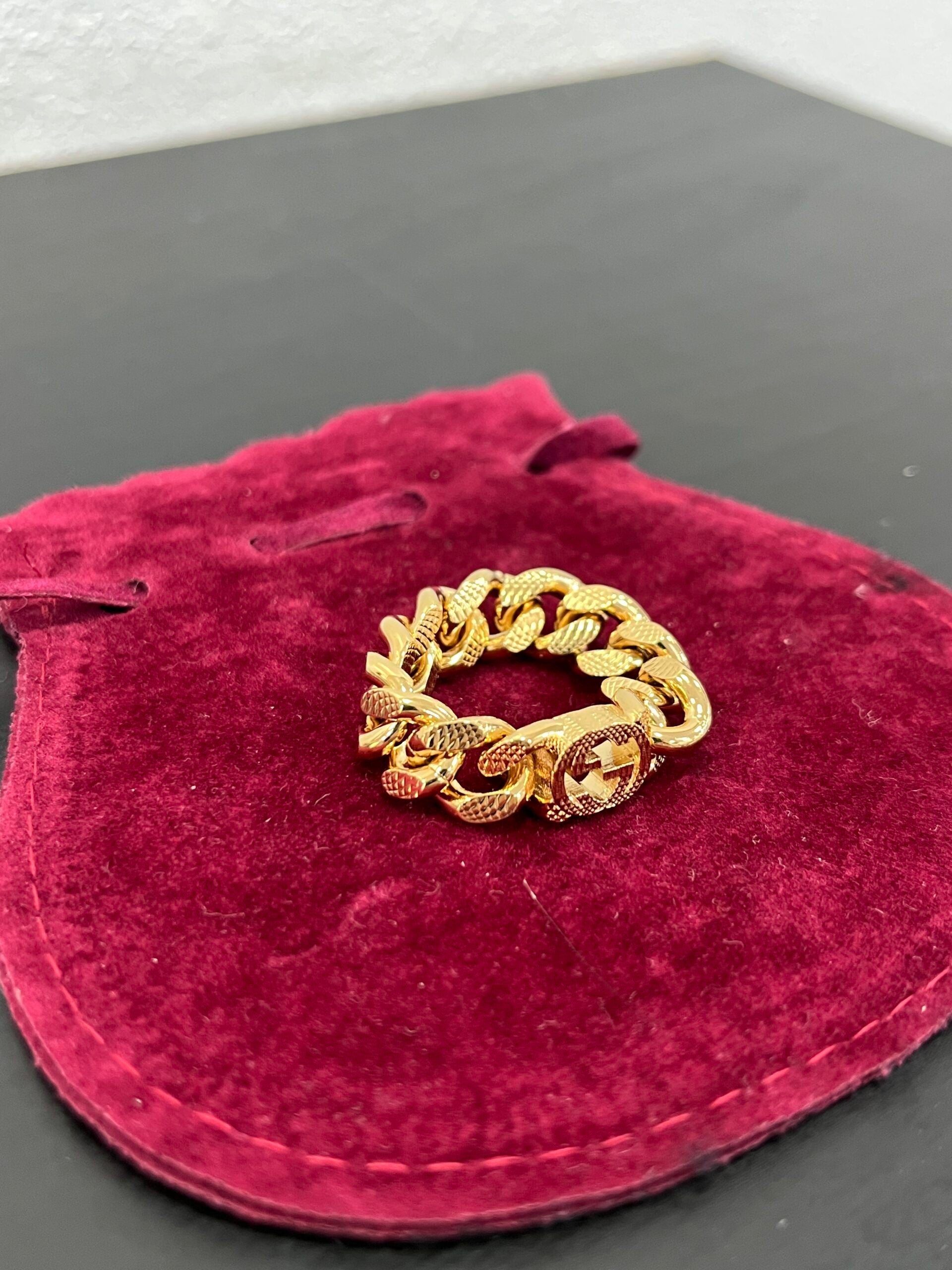Gucci Anello Chain con GG