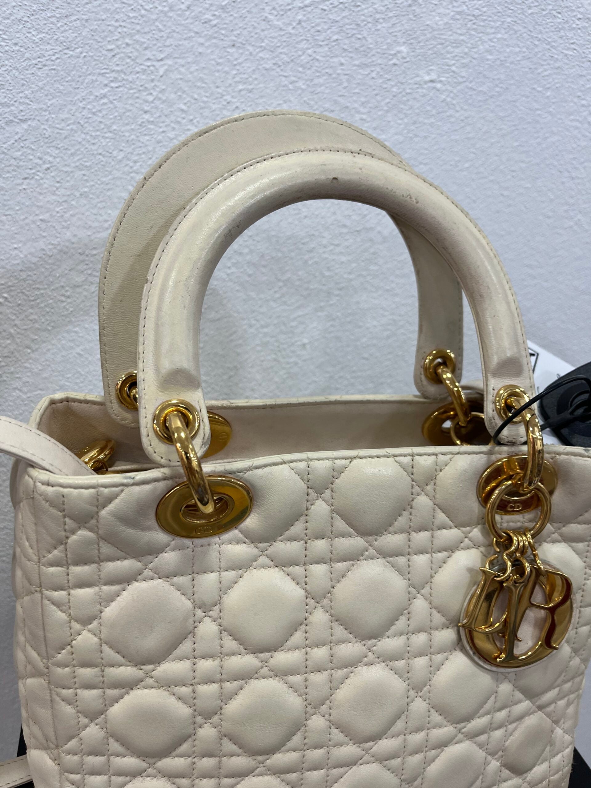 Christian Dior Lady Dior con tracolla