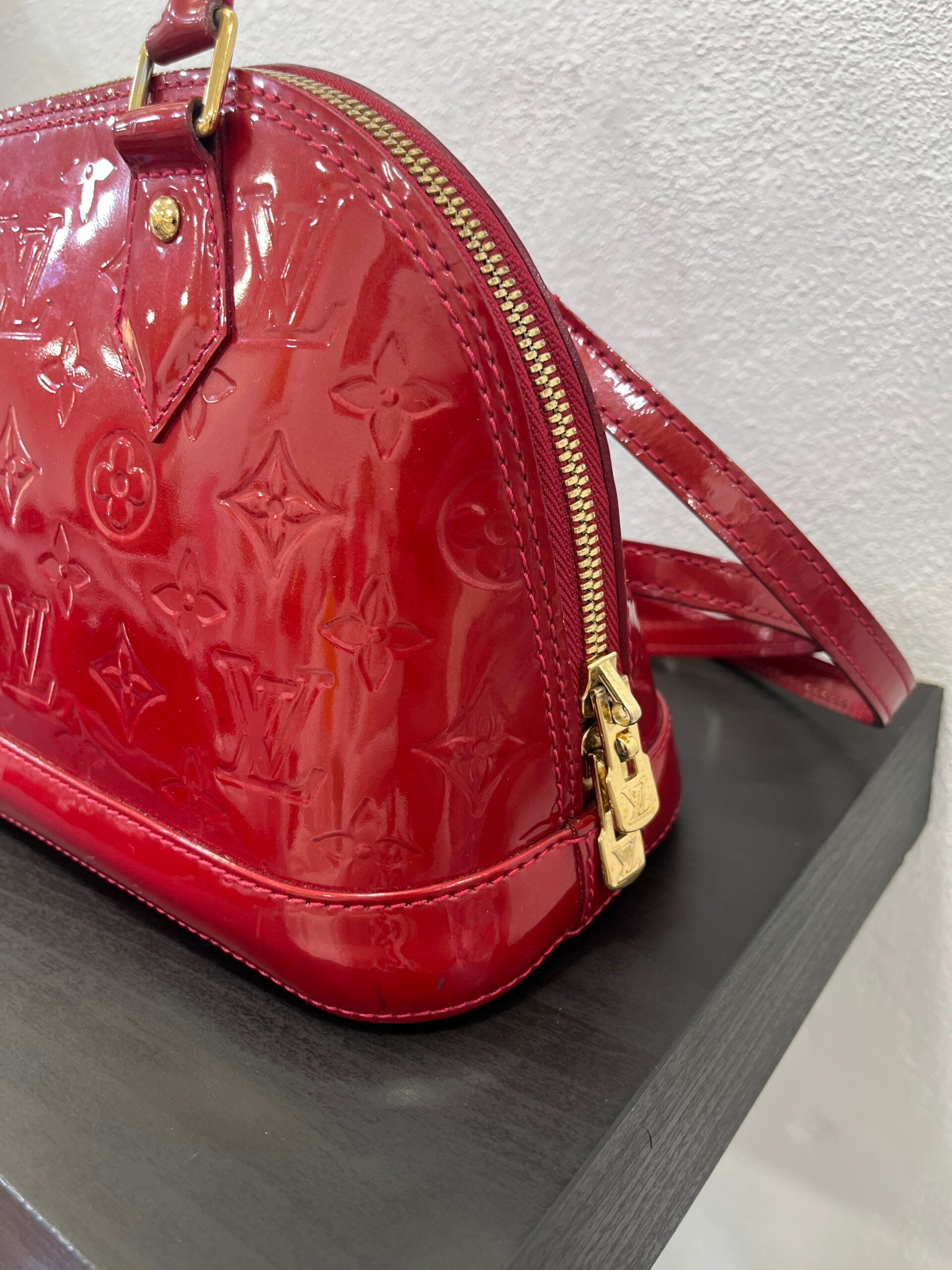 Louis Vuitton Alma BB Vernis Rosso