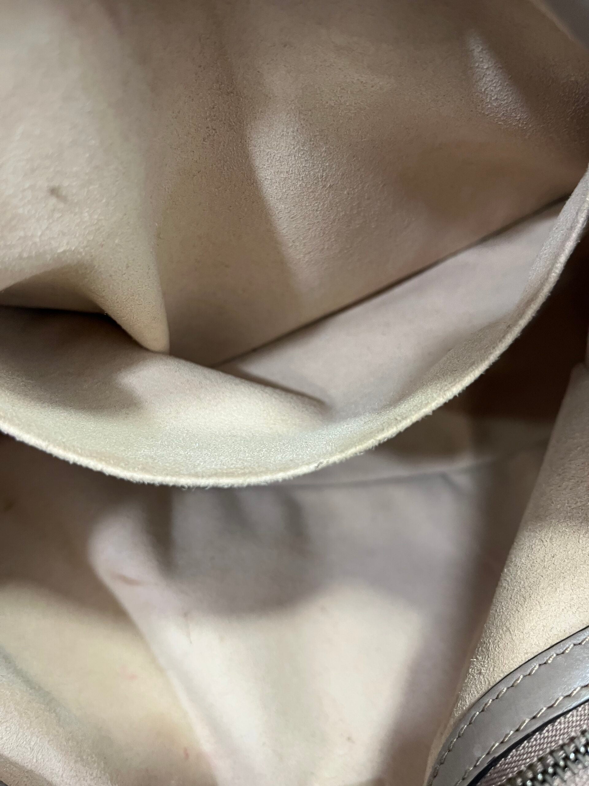 Gucci Marmont Matallese 26 cm