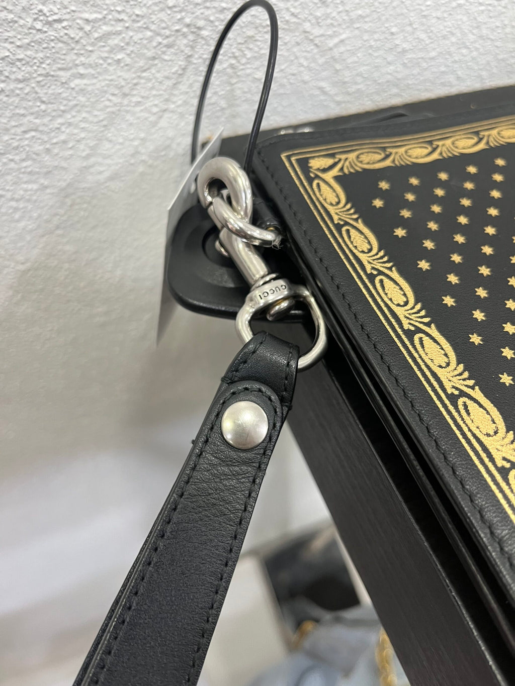Gucci Clutch Magnetismo 'Guccy'