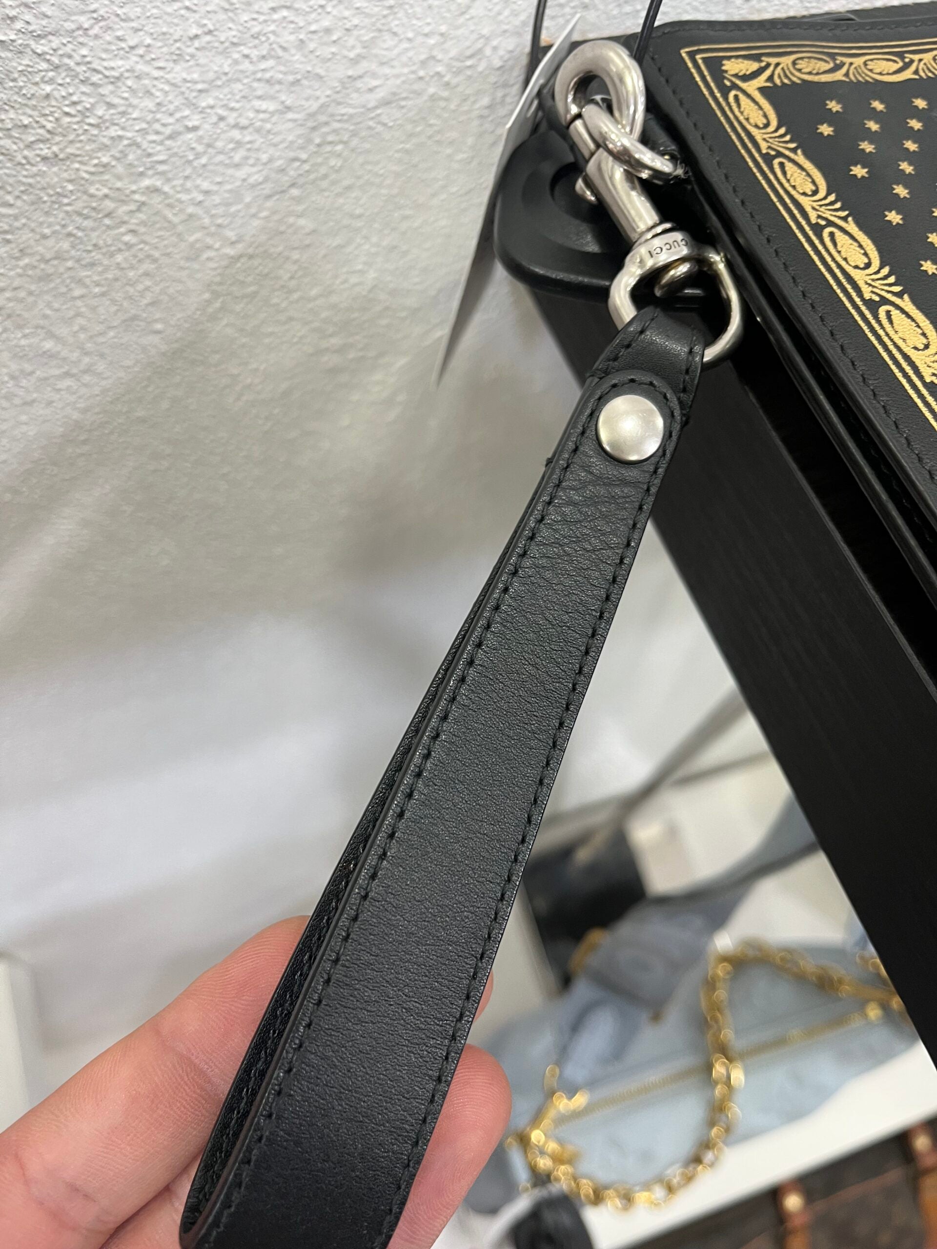 Gucci Clutch Magnetismo 'Guccy'