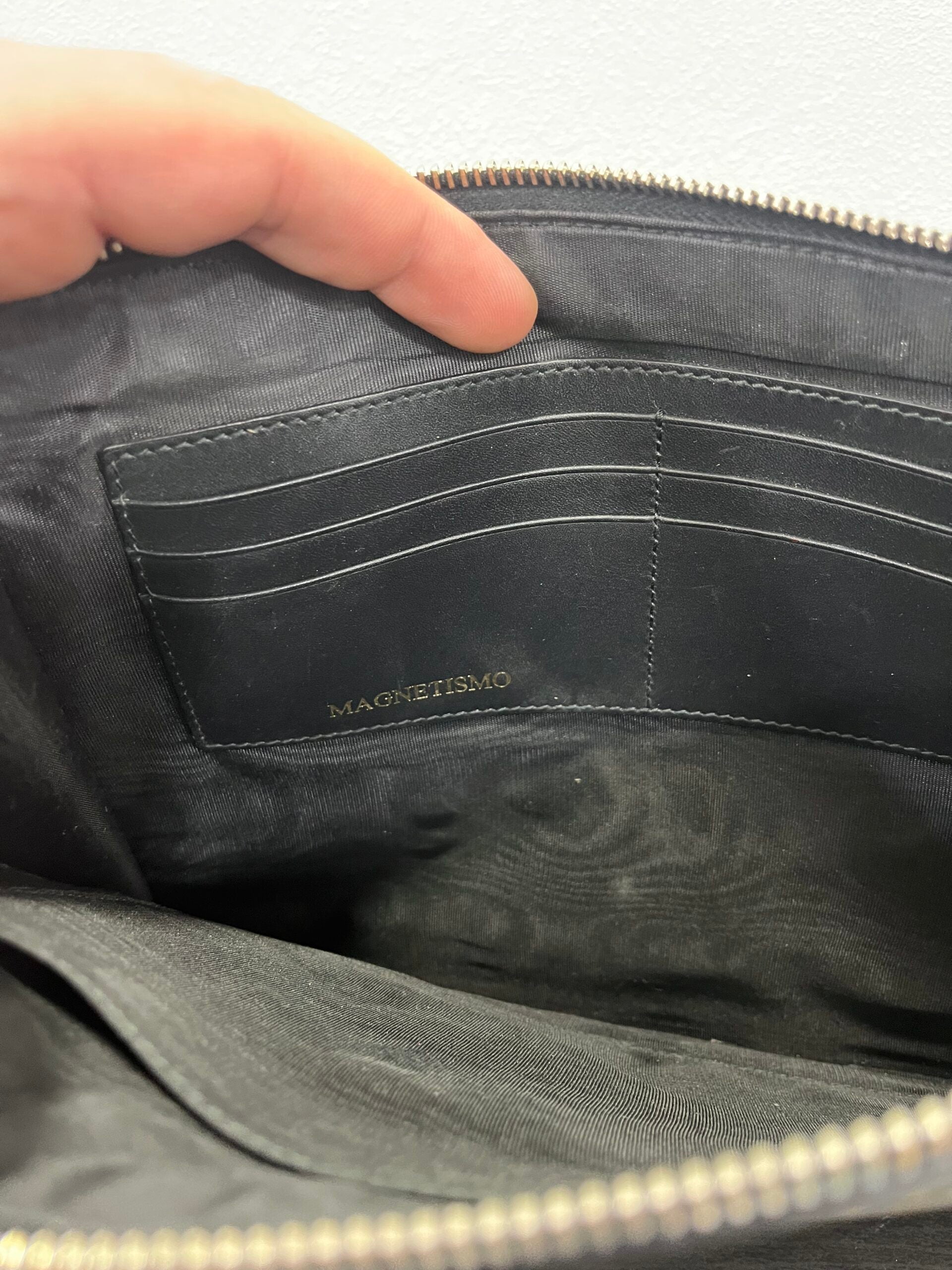 Gucci Clutch Magnetismo 'Guccy'