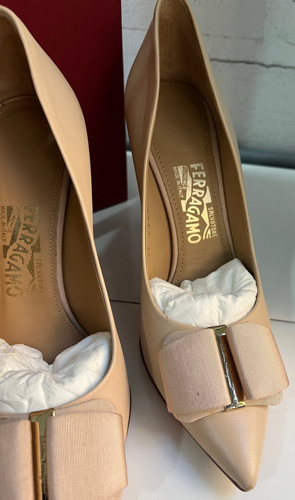 Ferragamo Decollete colore nude