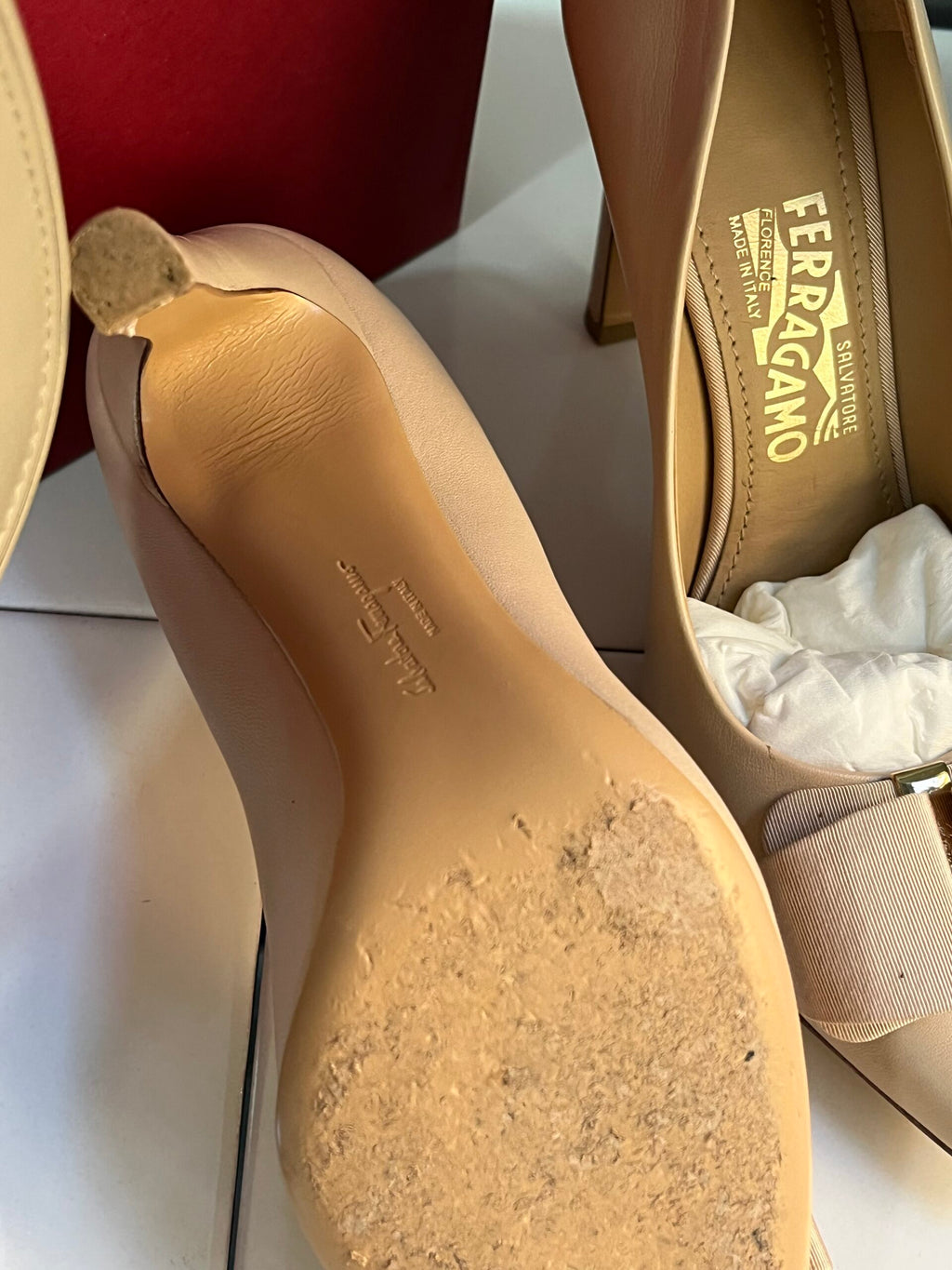 Ferragamo Decollete colore nude