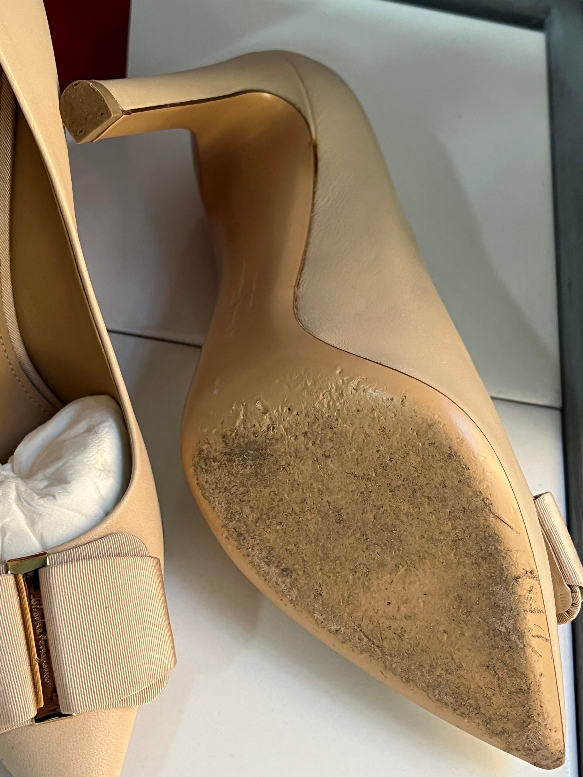 Ferragamo Decollete colore nude