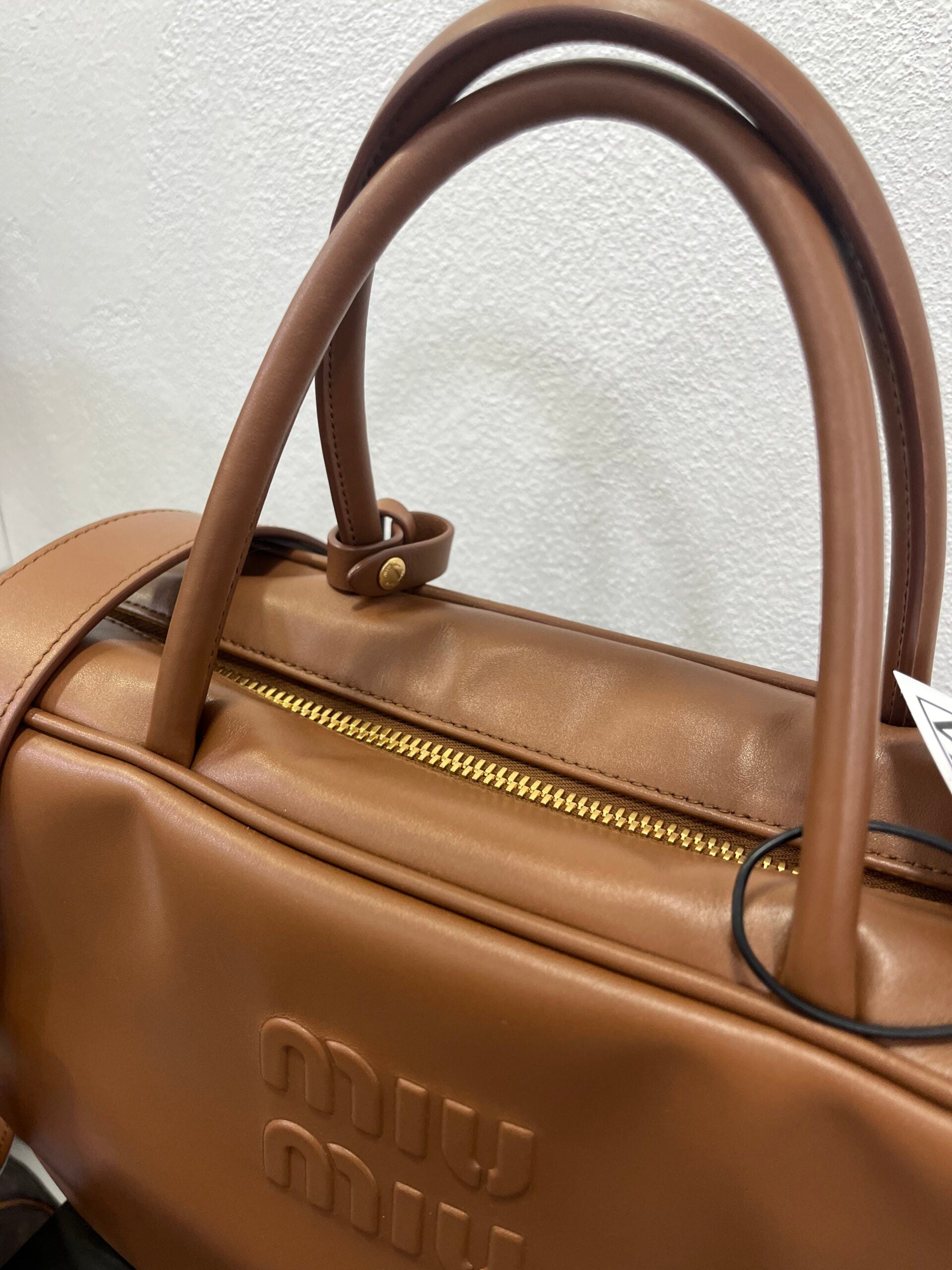 Miu Miu Beau Large cognac