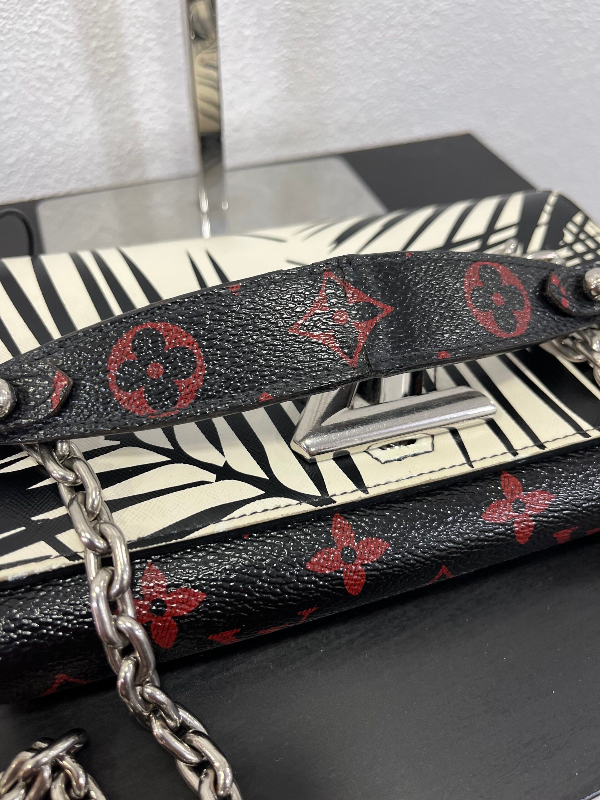 Louis Vuitton Twist Jungle Palm WOC