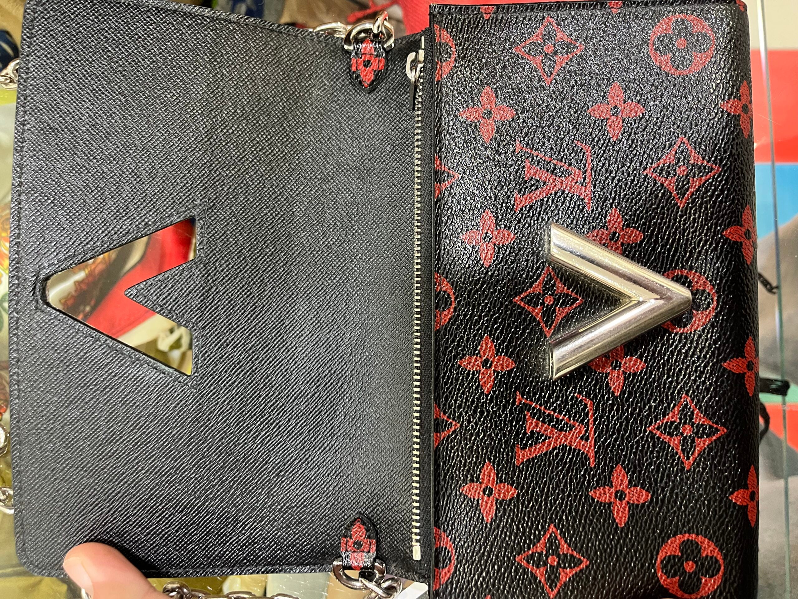 Louis Vuitton Twist Jungle Palm WOC