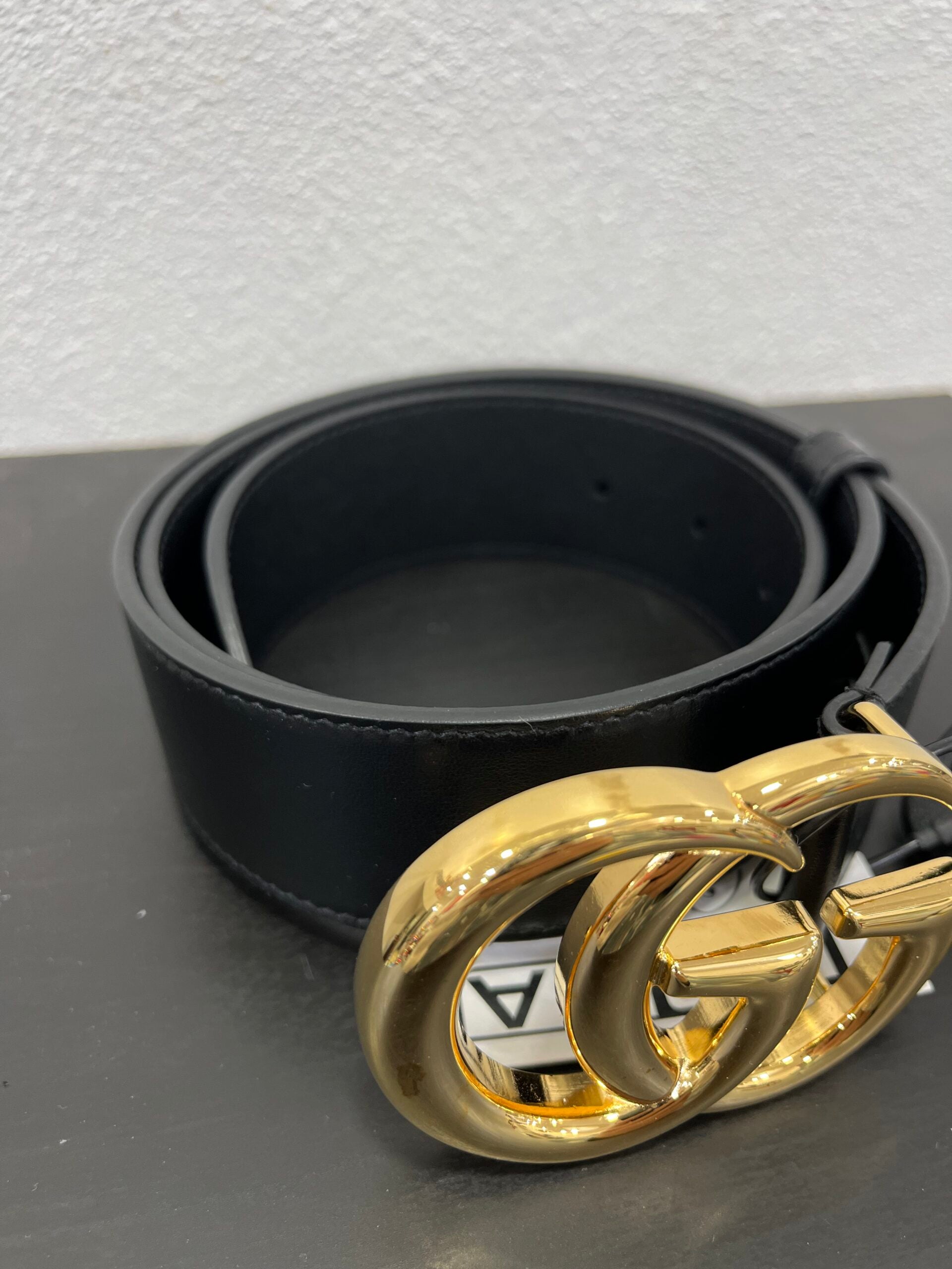 Gucci cintura GG in pelle nera