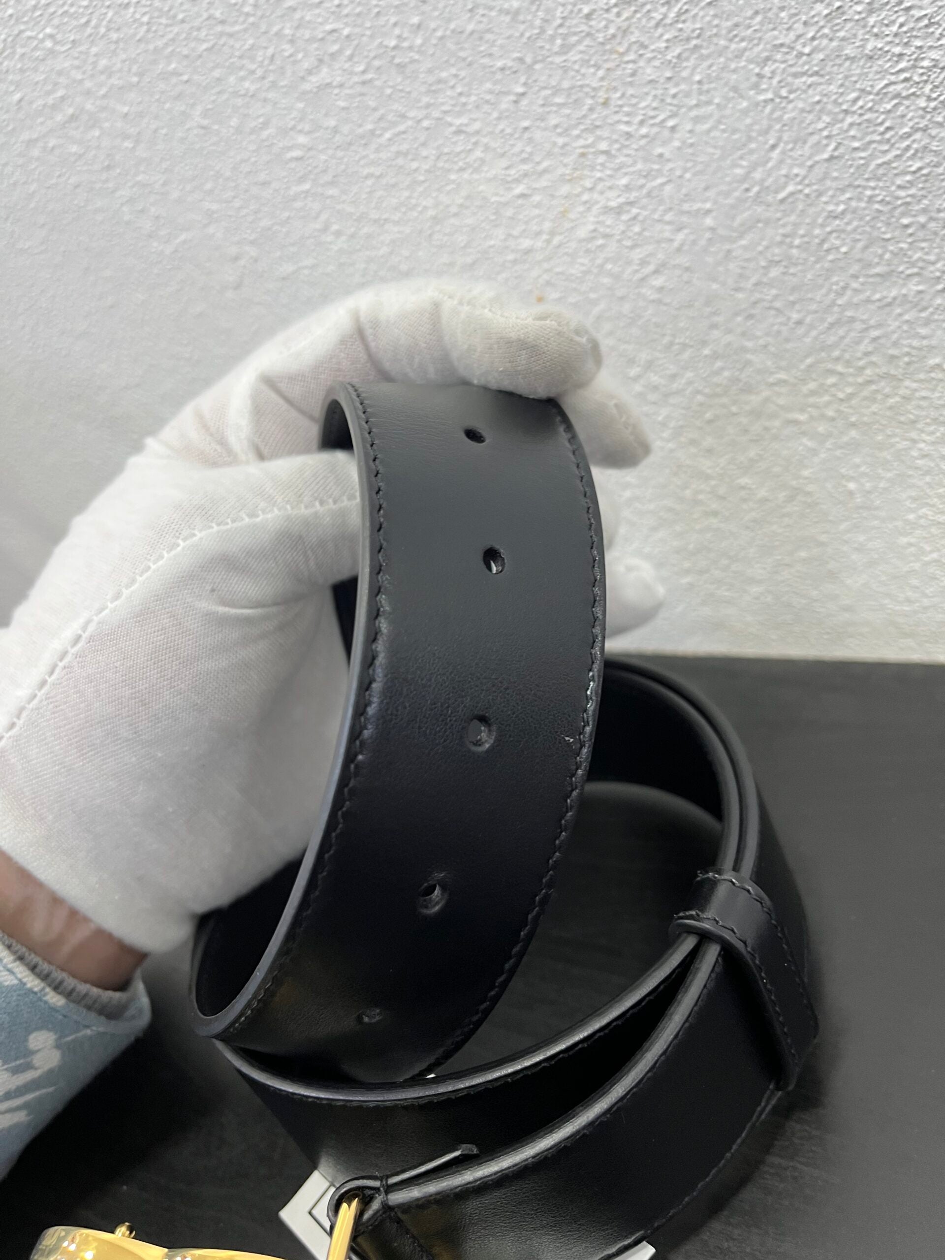 Gucci cintura GG in pelle nera