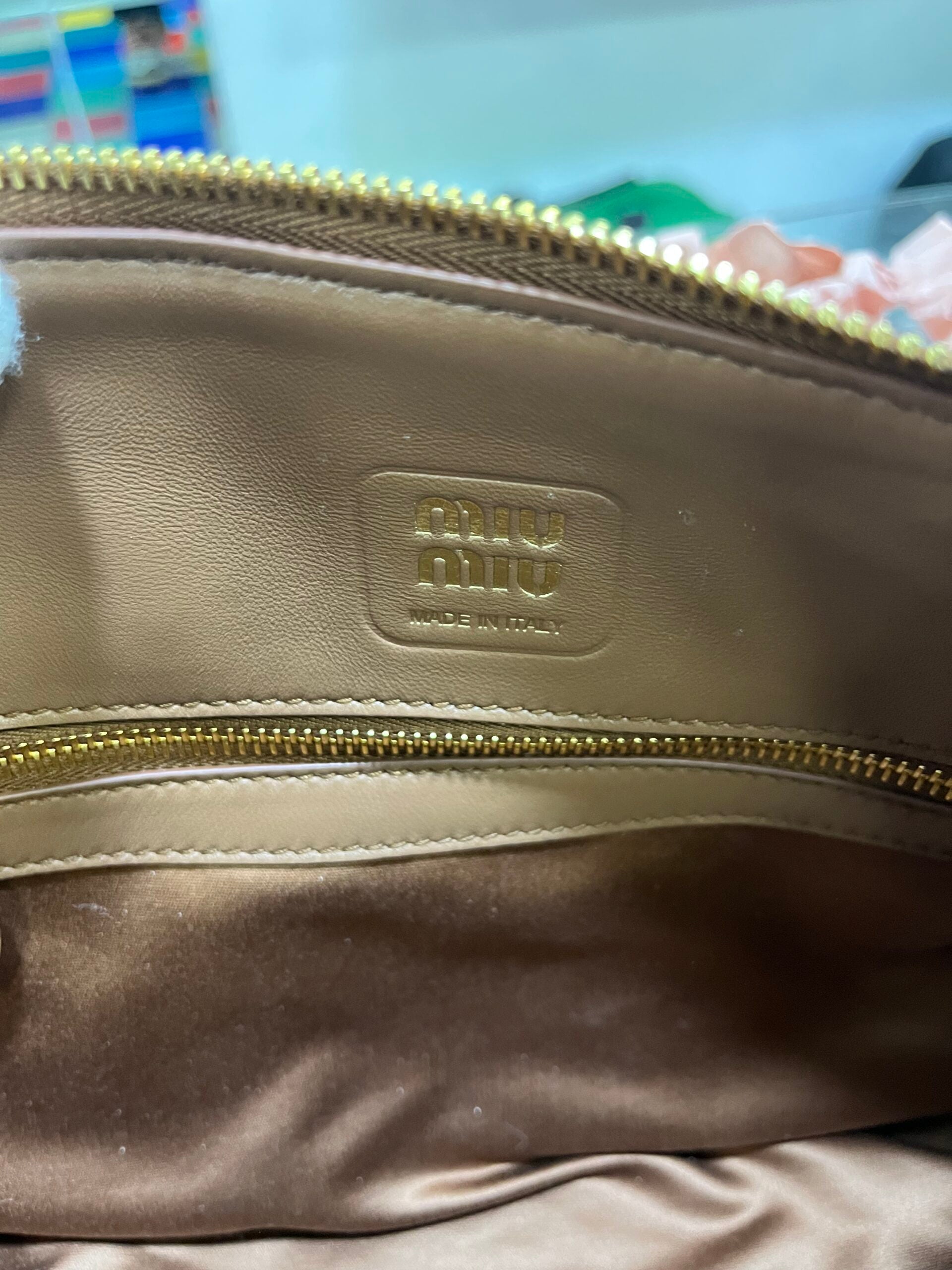 Miu Miu Joie Caramello