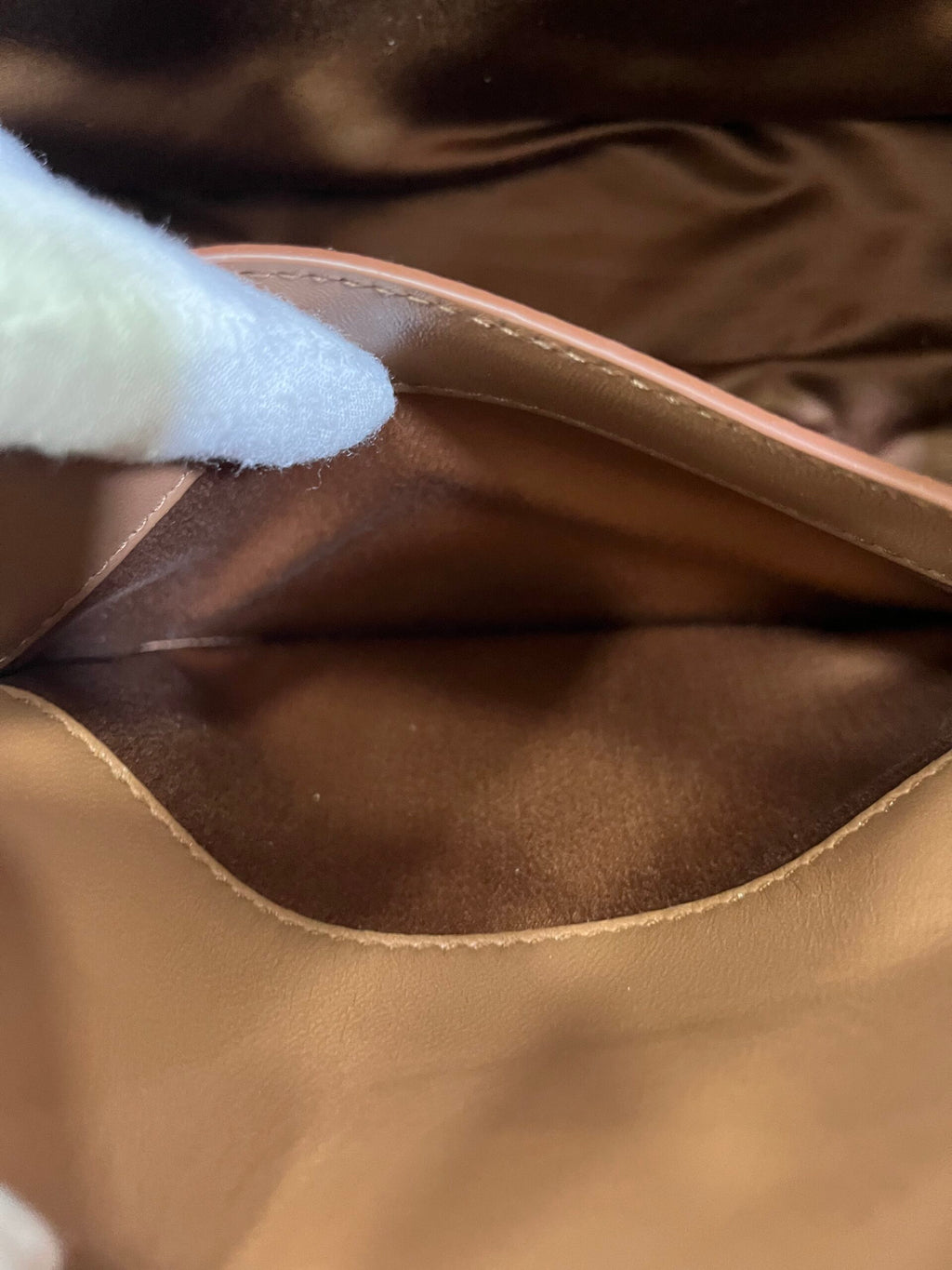 Miu Miu Joie Caramello