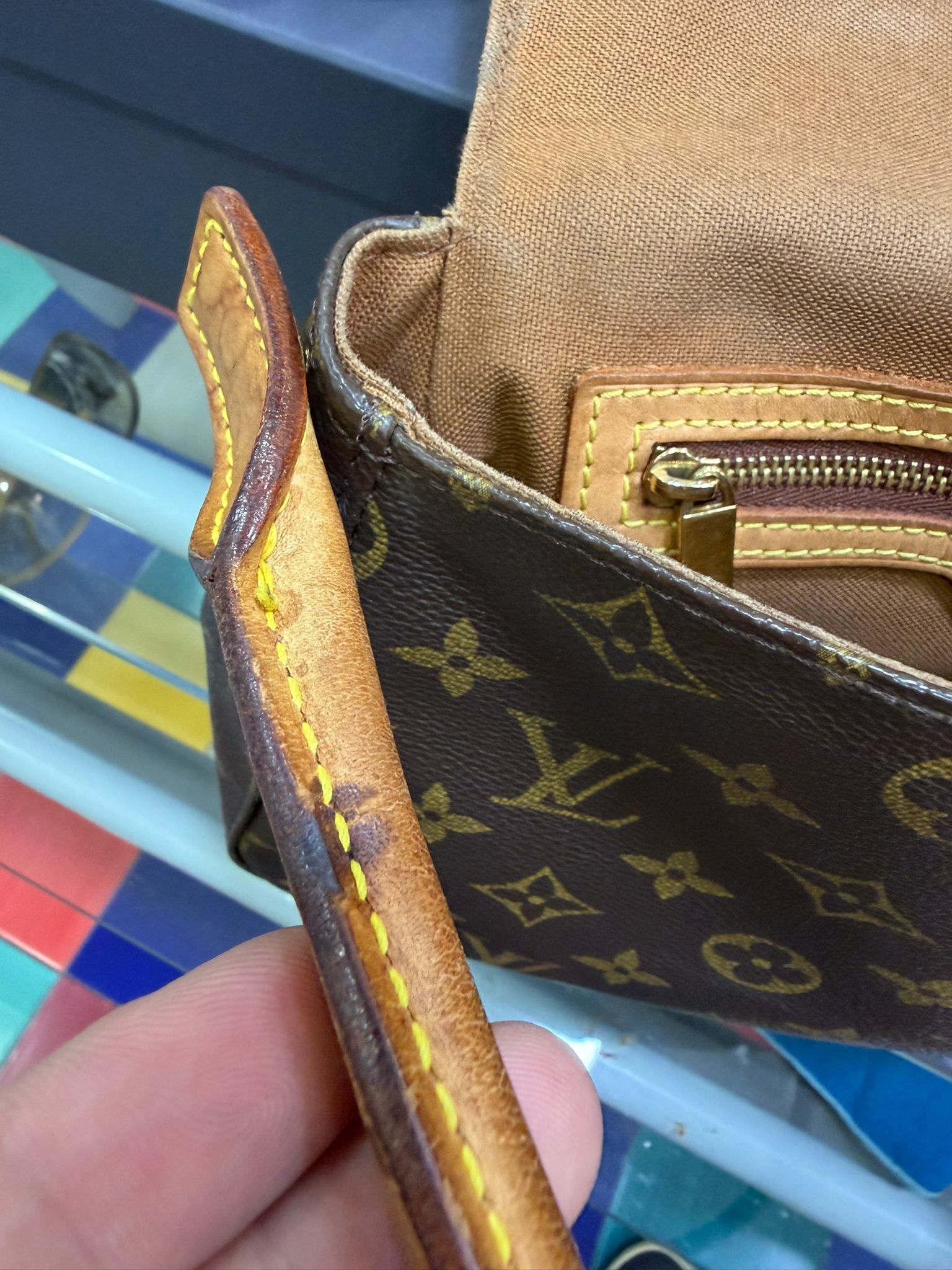 Louis Vuitton Mini Looping
