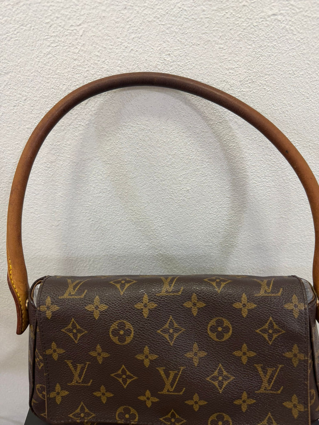 Louis Vuitton Mini Looping