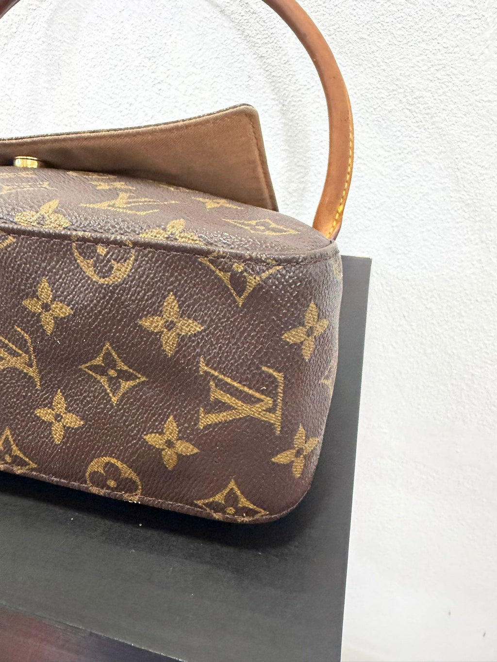 Louis Vuitton Mini Looping