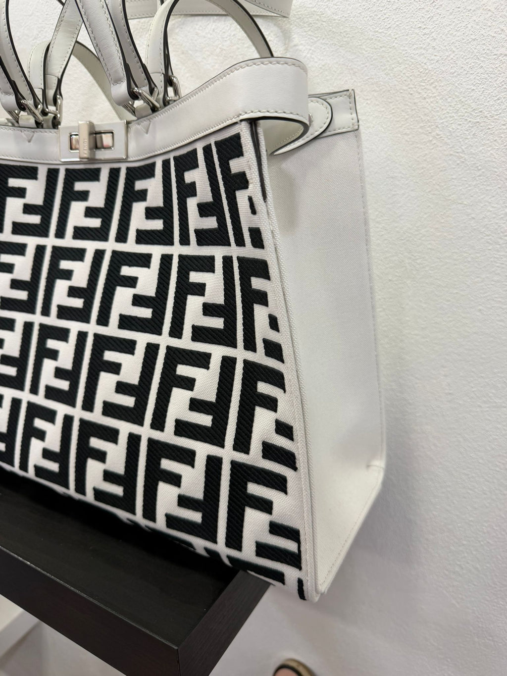 Fendi X-Tote canvas con ricamo FF
