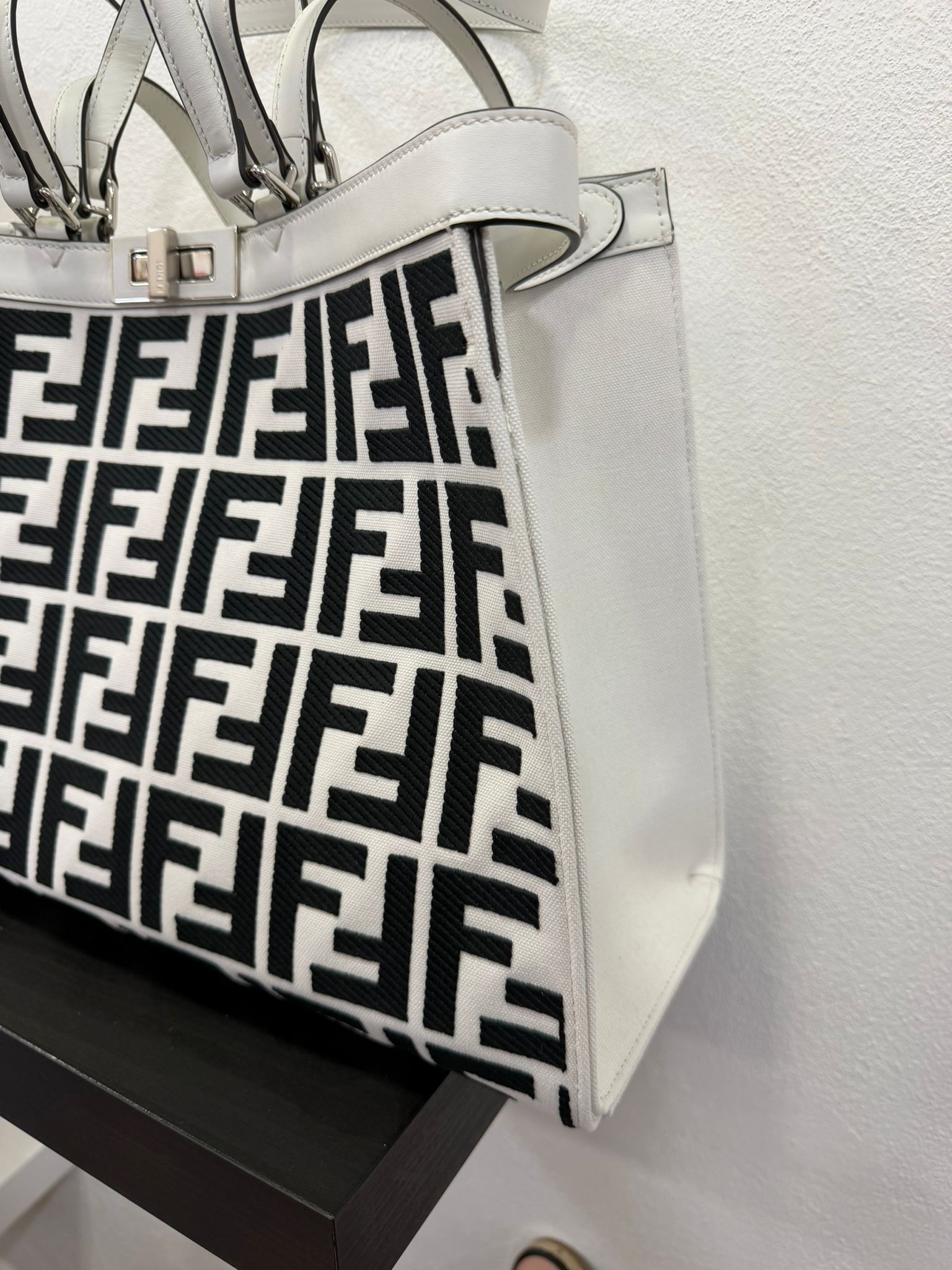 Fendi X-Tote canvas con ricamo FF