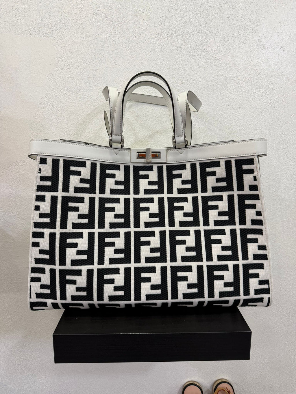 Fendi X-Tote canvas con ricamo FF