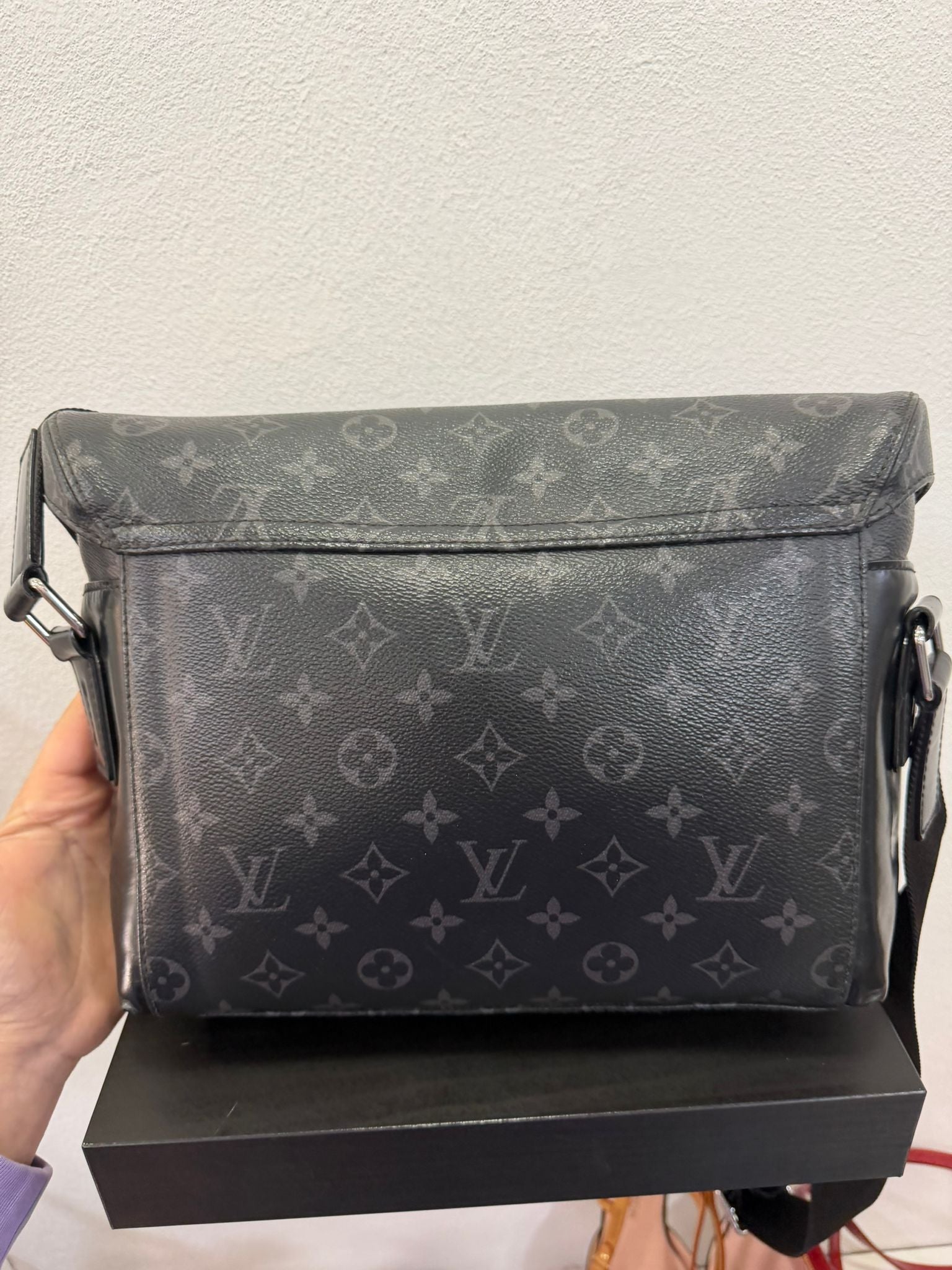 Louis Vuitton Messenger Voyage monogram eclipse
