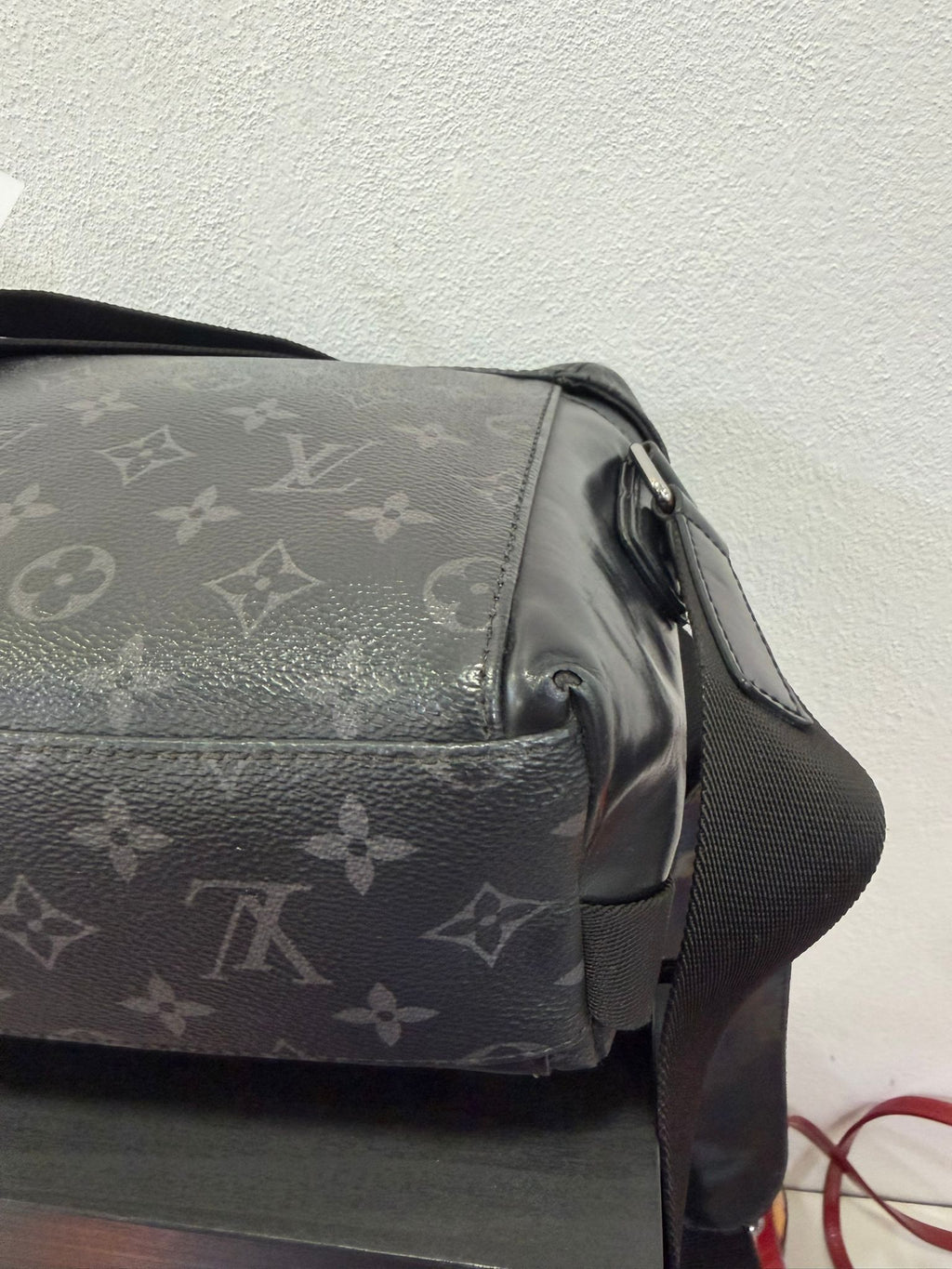 Louis Vuitton Messenger Voyage monogram eclipse