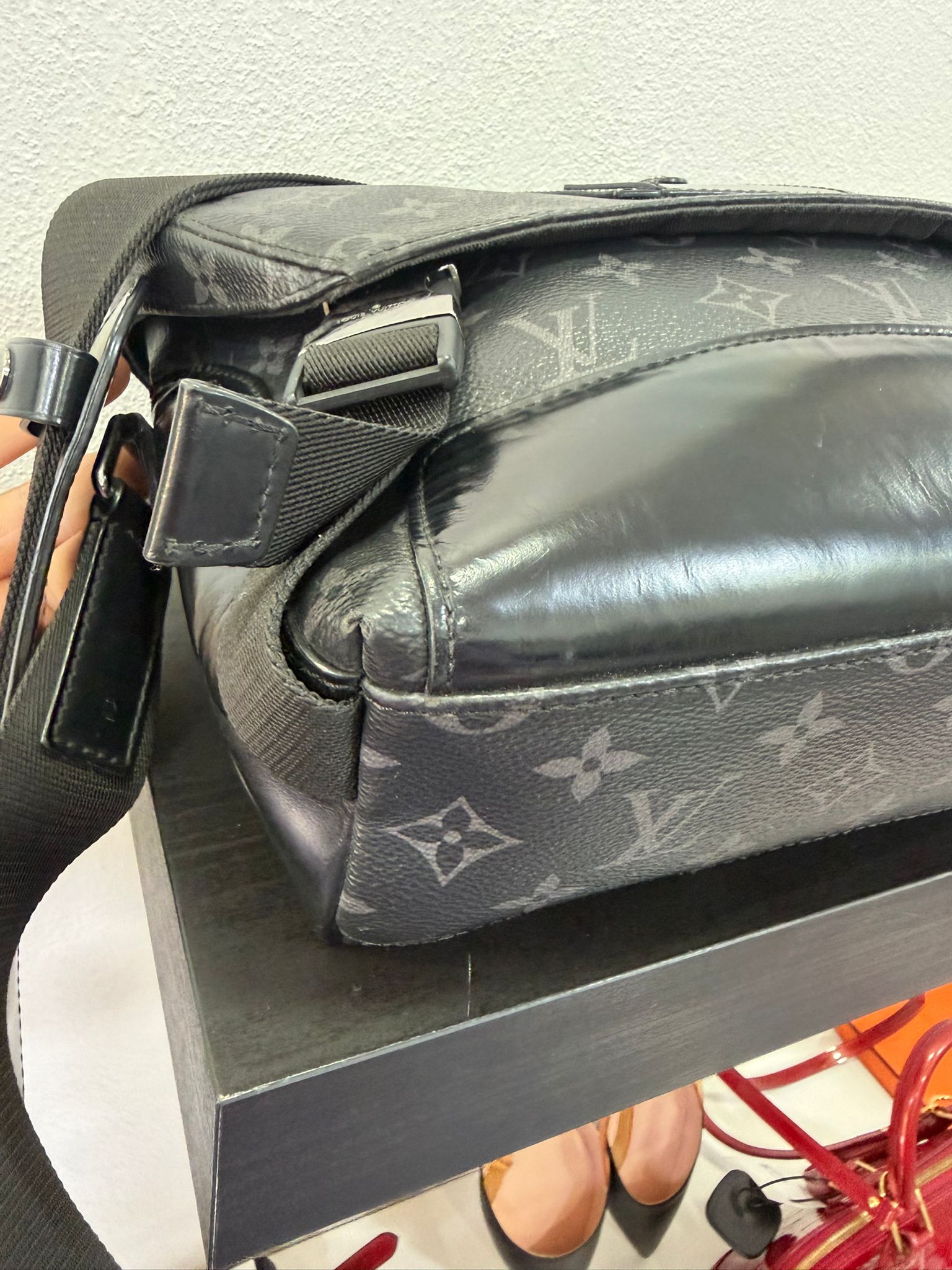 Louis Vuitton Messenger Voyage monogram eclipse