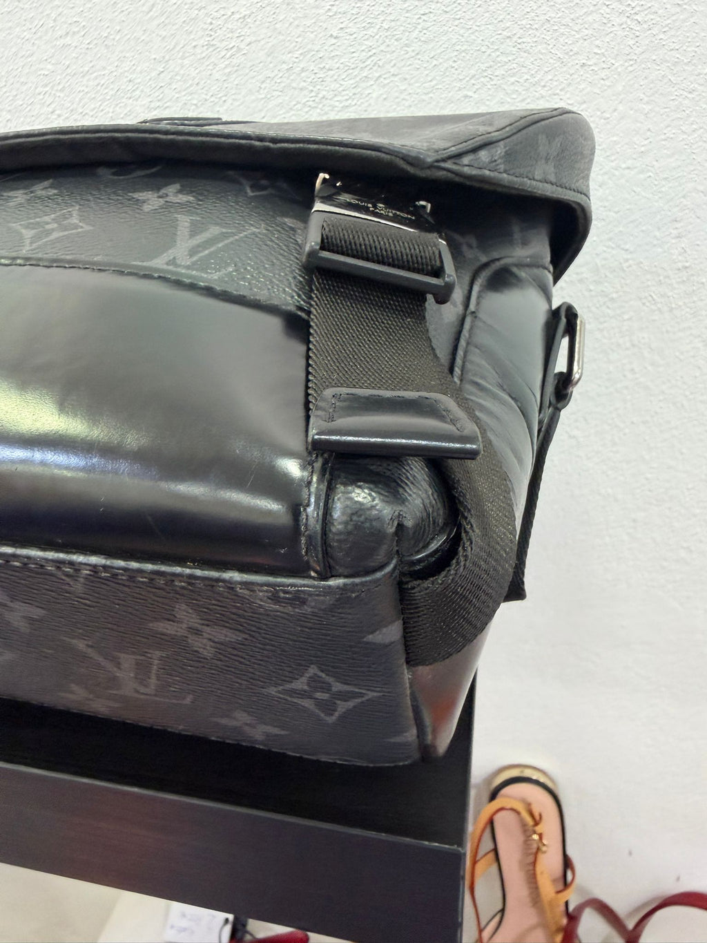 Louis Vuitton Messenger Voyage monogram eclipse