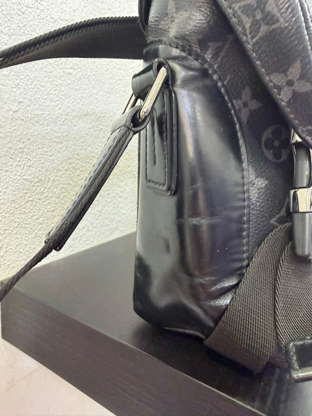 Louis Vuitton Messenger Voyage monogram eclipse