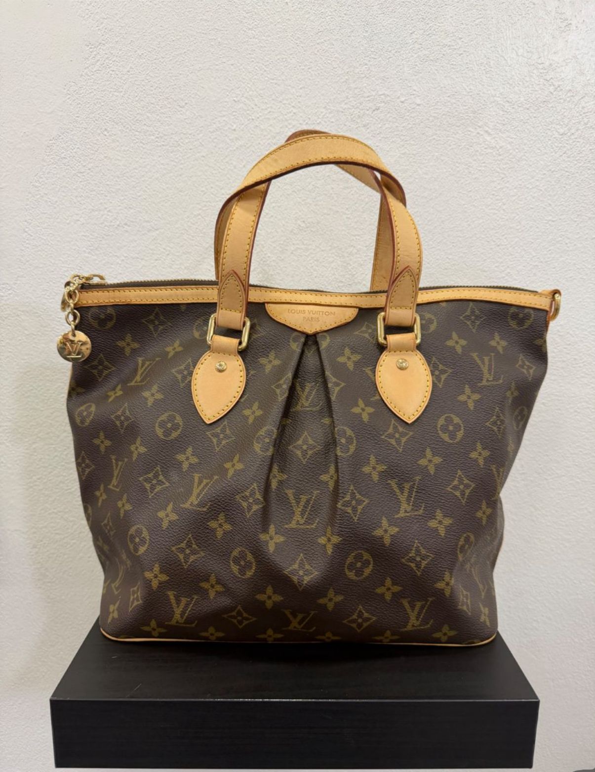 Louis Vuitton Palermo PM