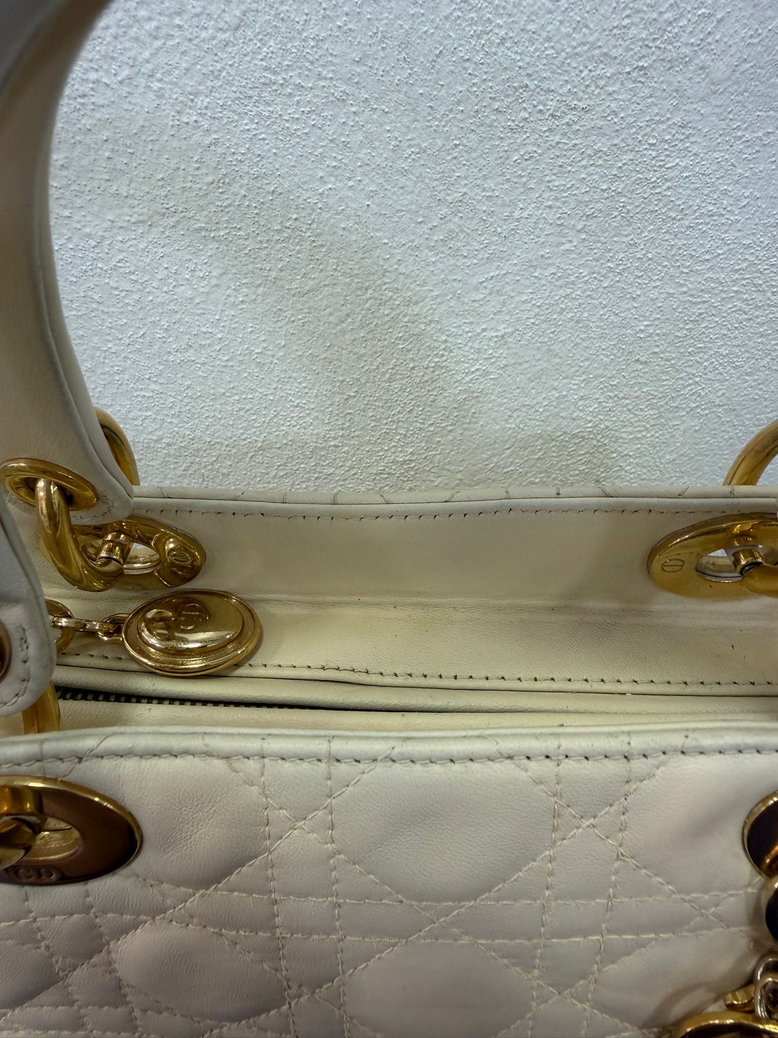 Christian Dior Lady Dior Crema