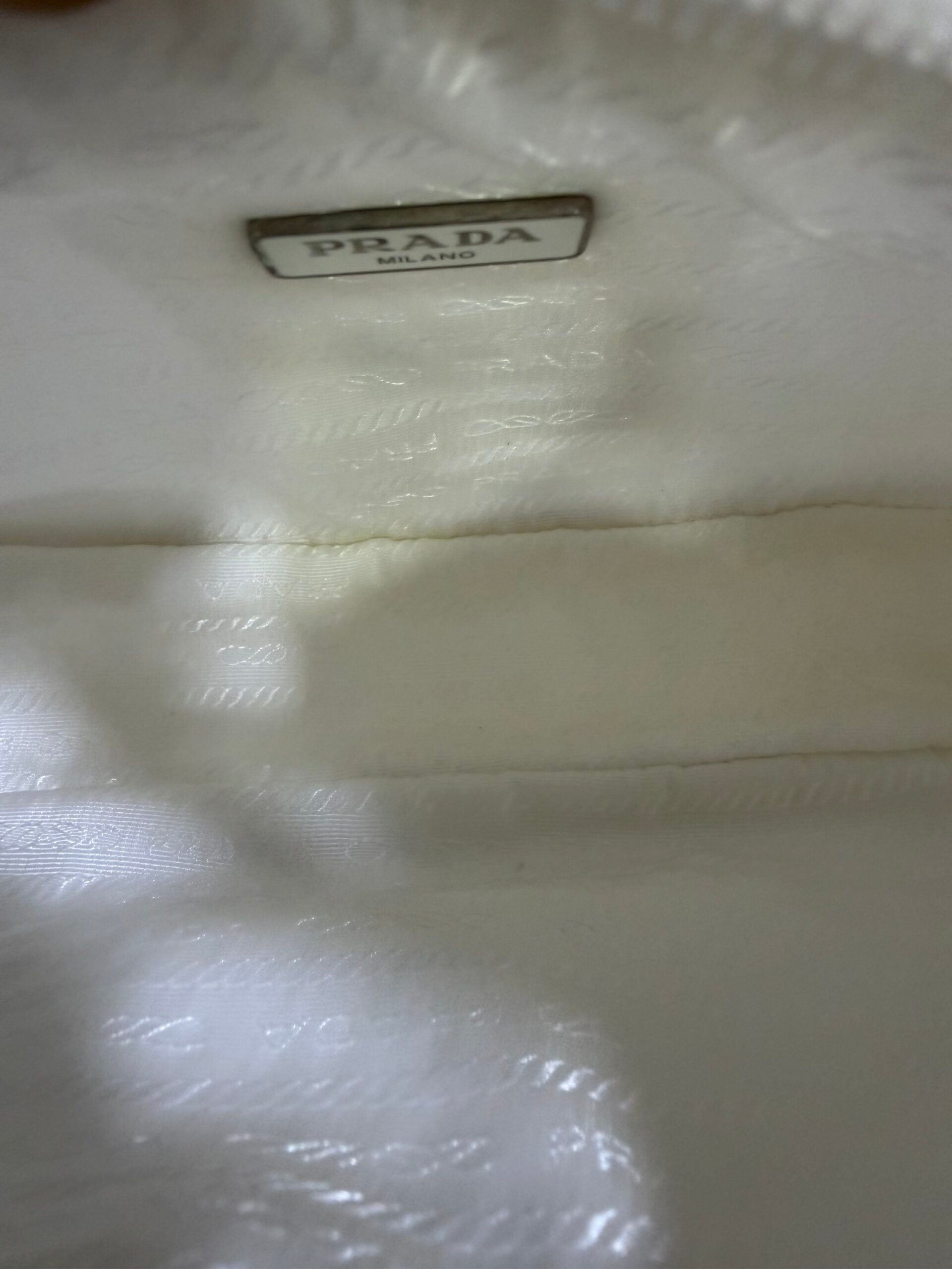 Prada Re-edition 2000 nylon
