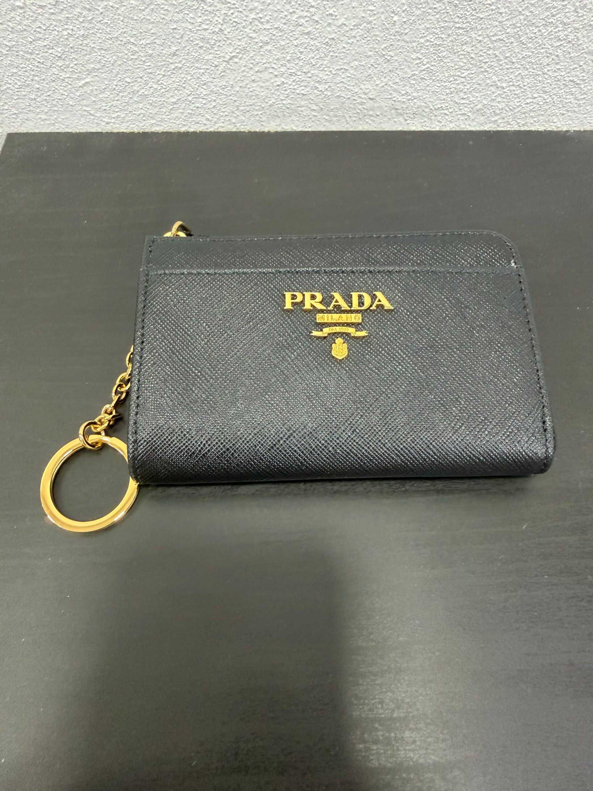 Prada Portamonete con gancio Saffiano