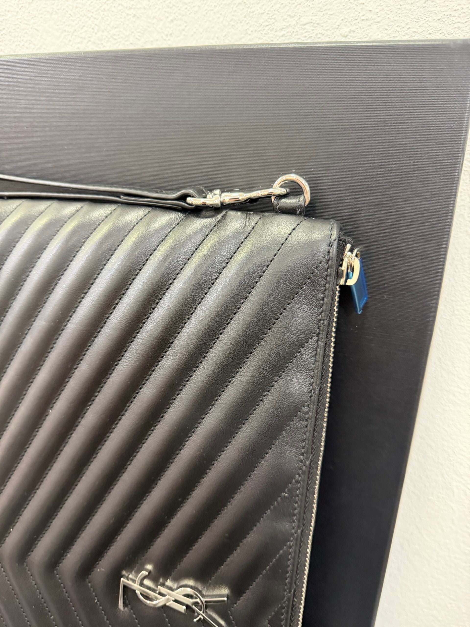 Saint Laurent Pouch Grande
