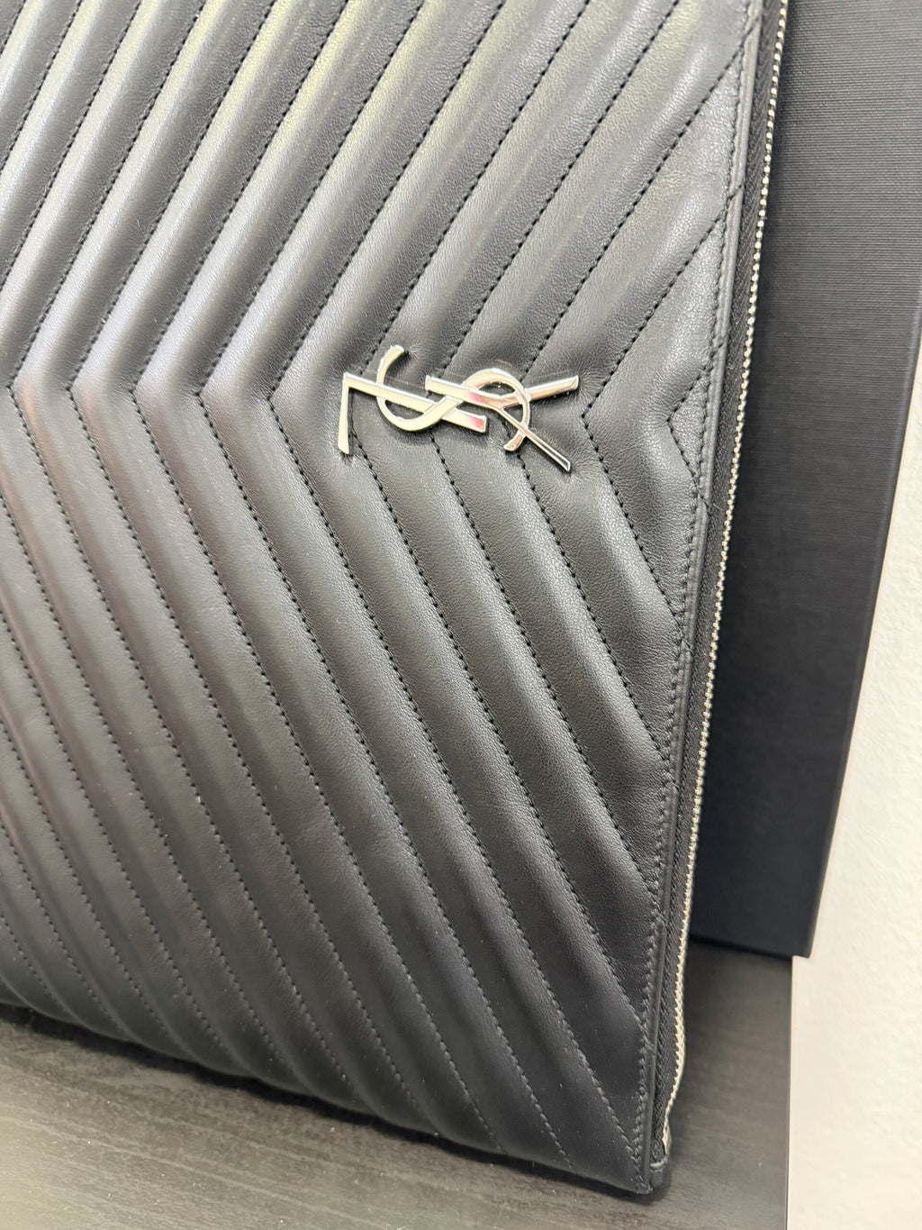 Saint Laurent Pouch Grande