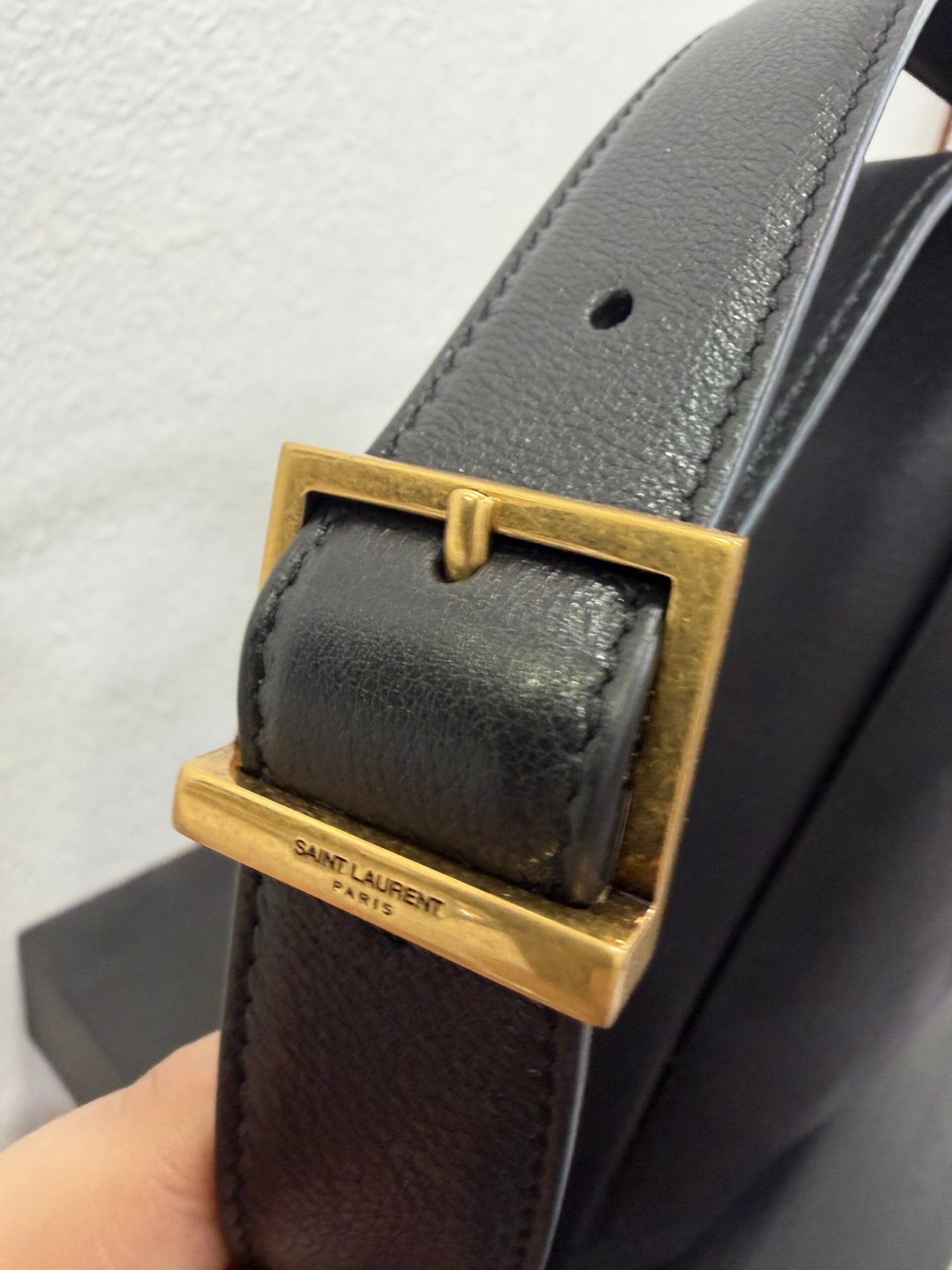 Saint Laurent Le 5 A 7 small