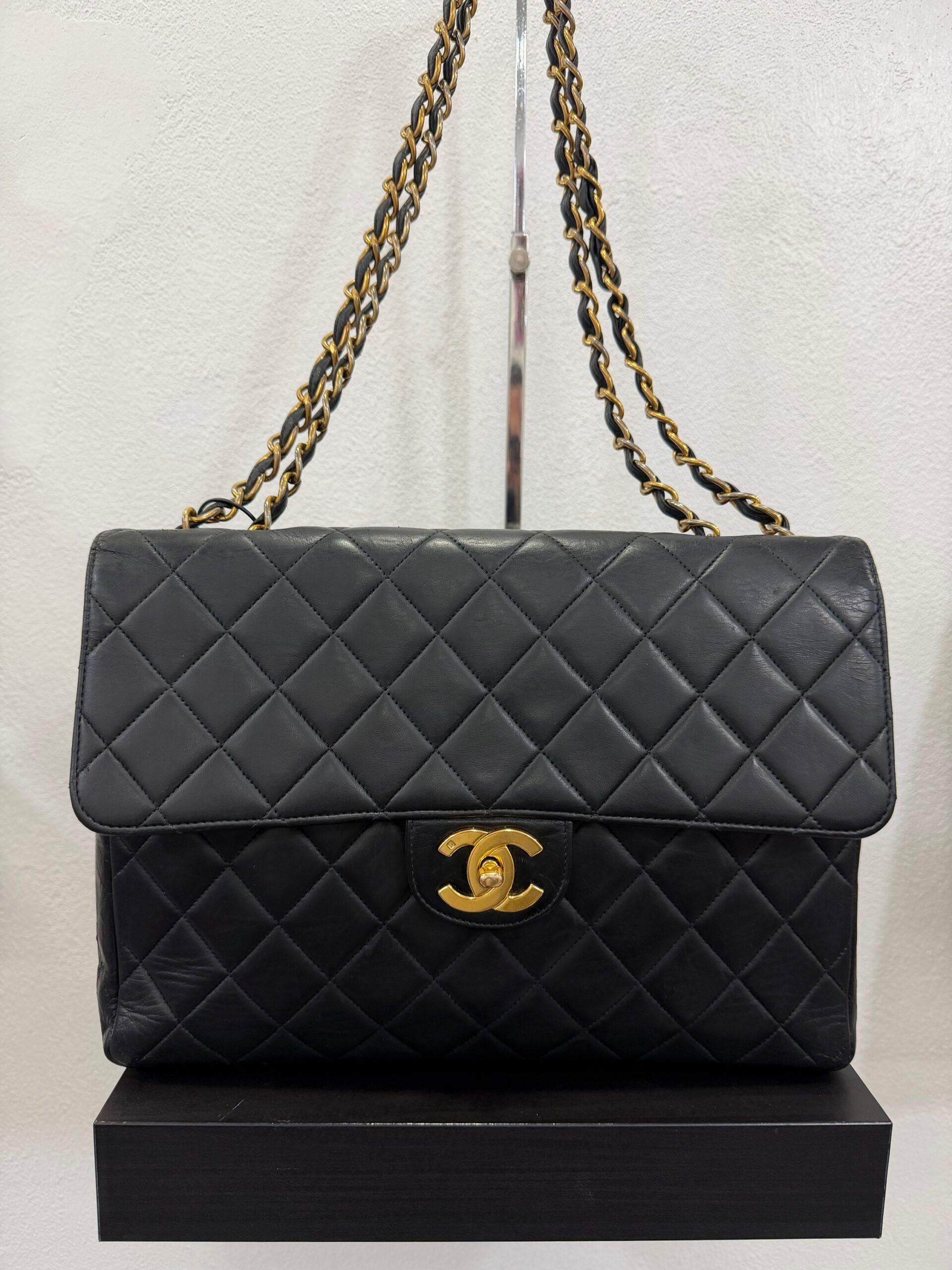 Chanel vintage Jumbo timeless