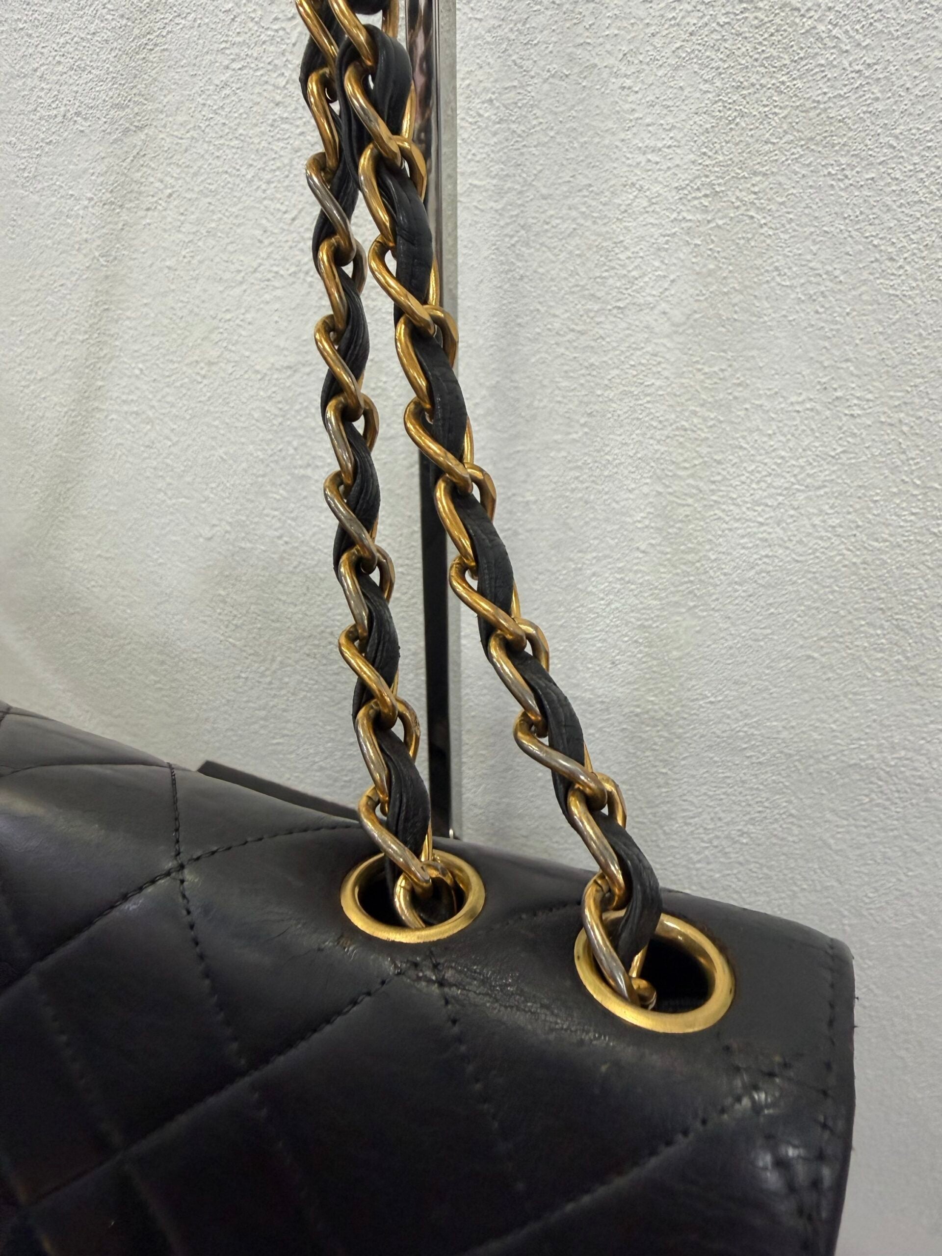 Chanel vintage Jumbo timeless