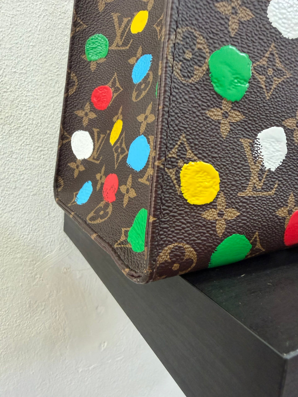 Louis Vuitton Onthego X Yayoi Kusama