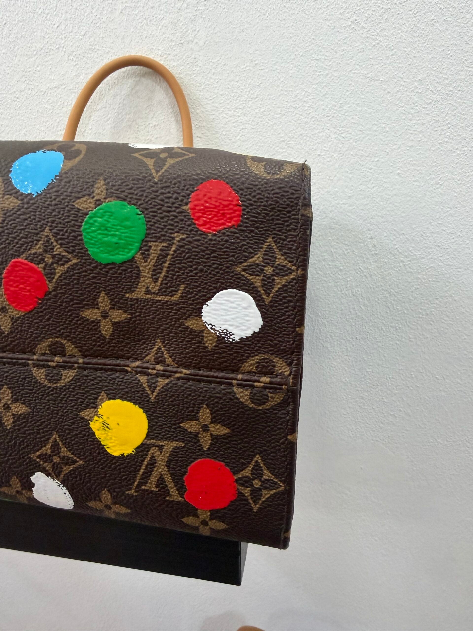 Louis Vuitton Onthego X Yayoi Kusama