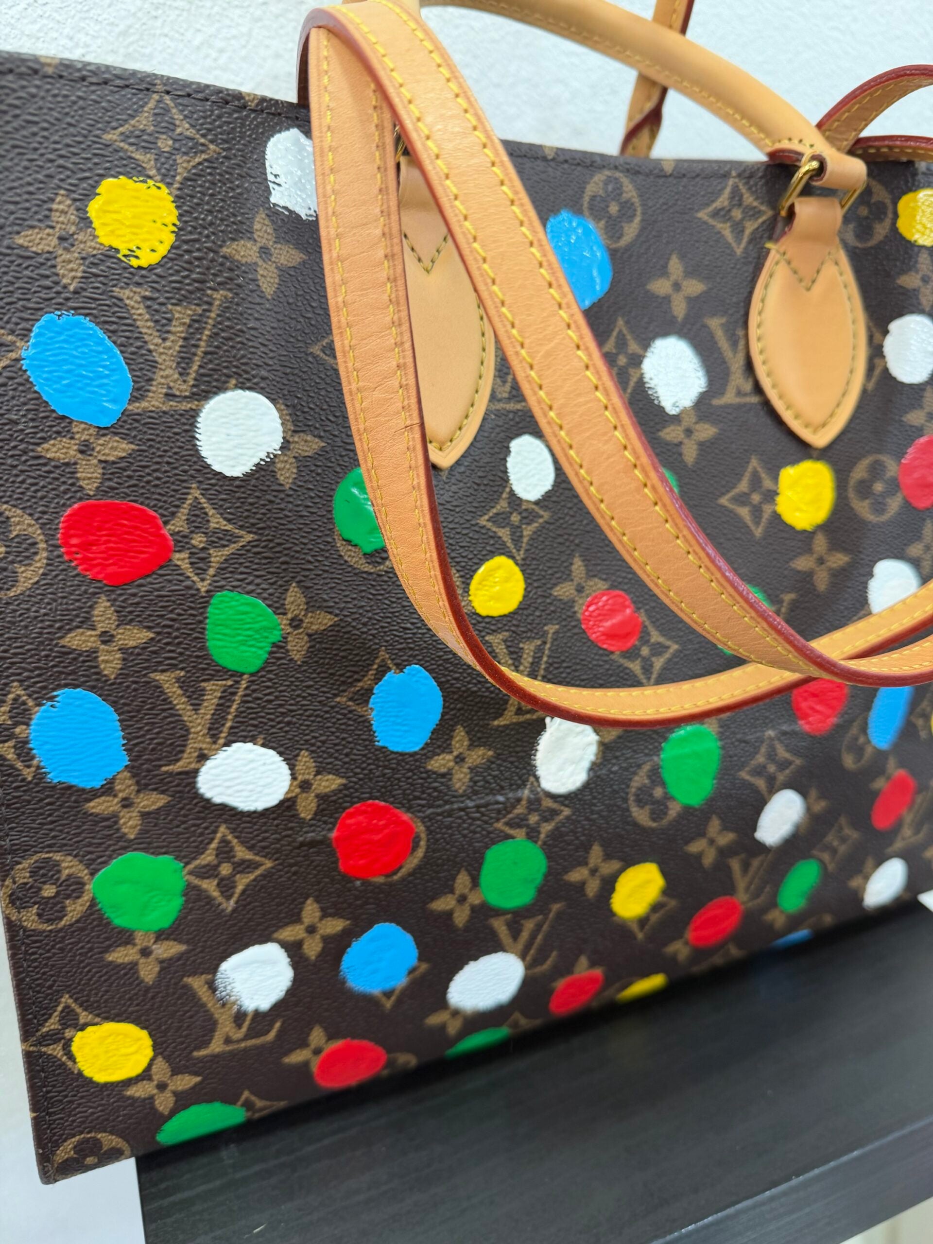 Louis Vuitton Onthego X Yayoi Kusama