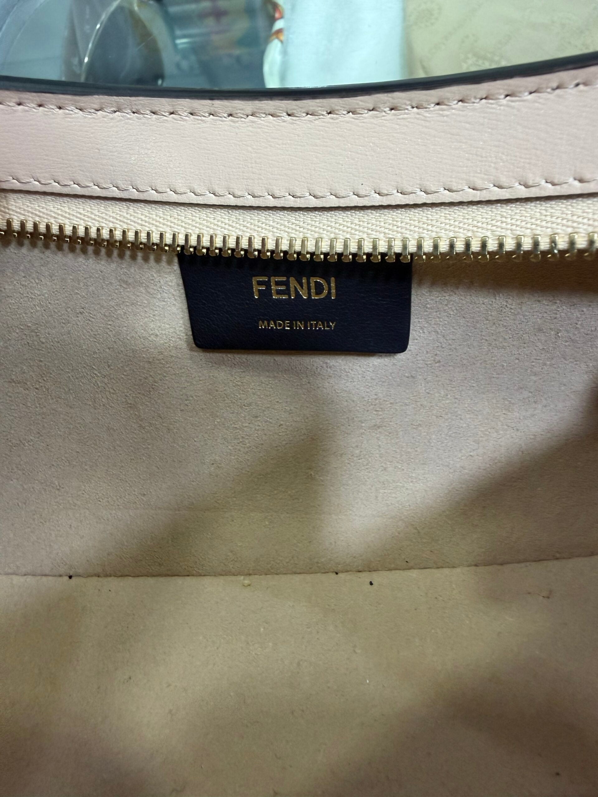 Fendi O-lock swing cipria