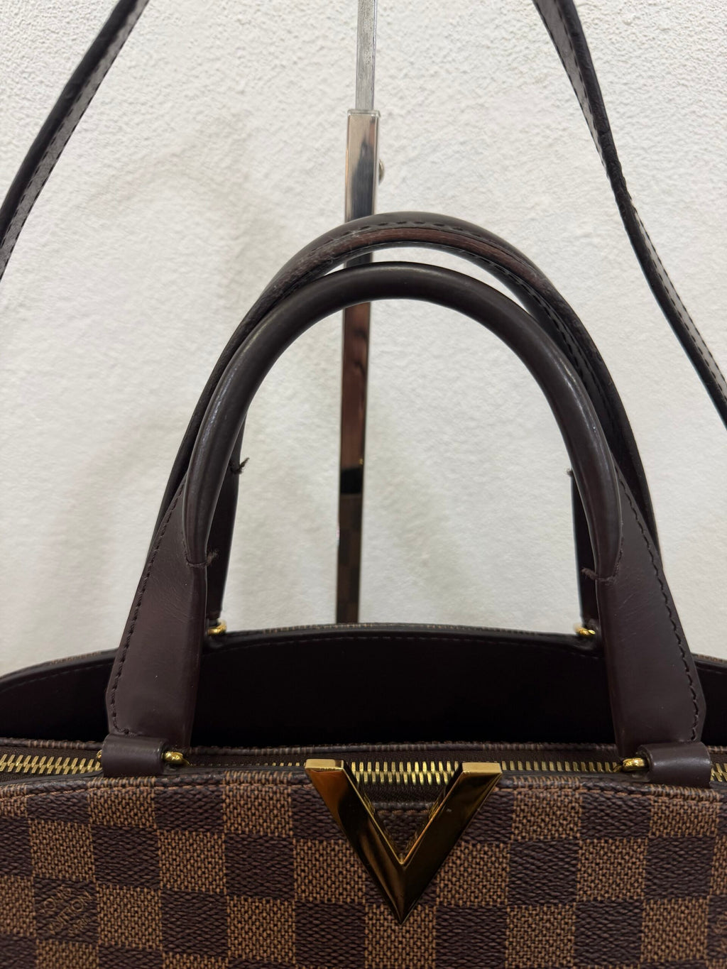Louis Vuitton Kensington