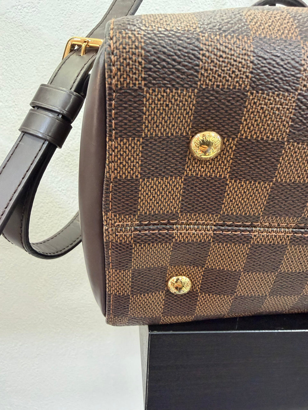 Louis Vuitton Kensington