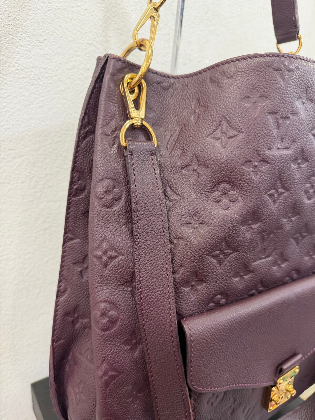 Louis Vuitton Metis Hobo