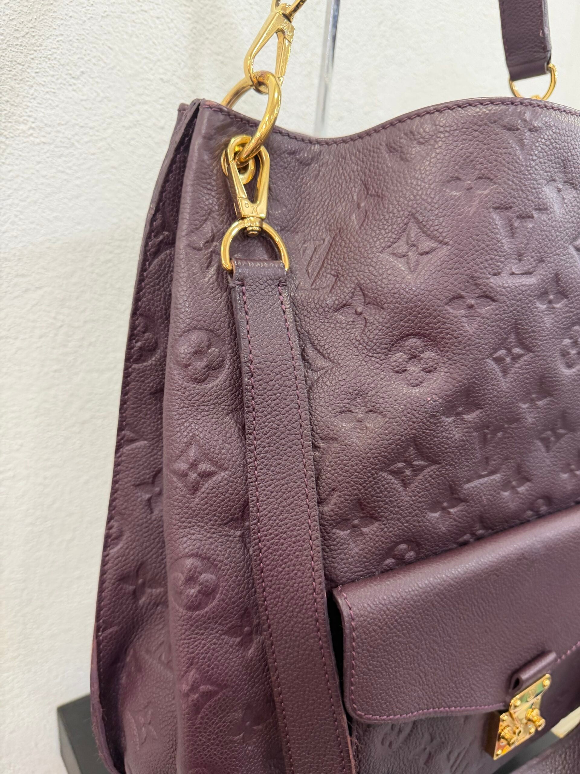 Louis Vuitton Metis Hobo