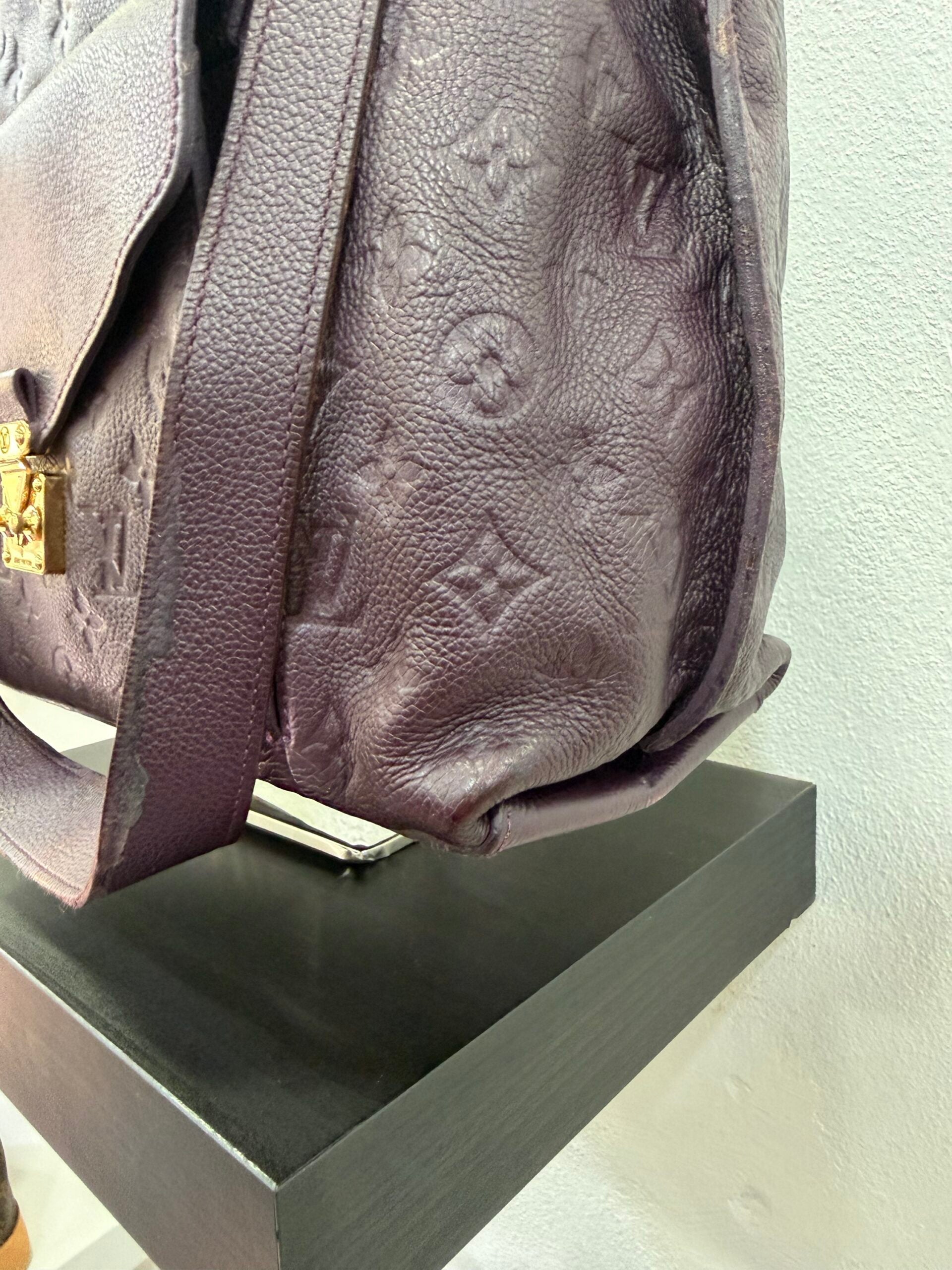 Louis Vuitton Metis Hobo