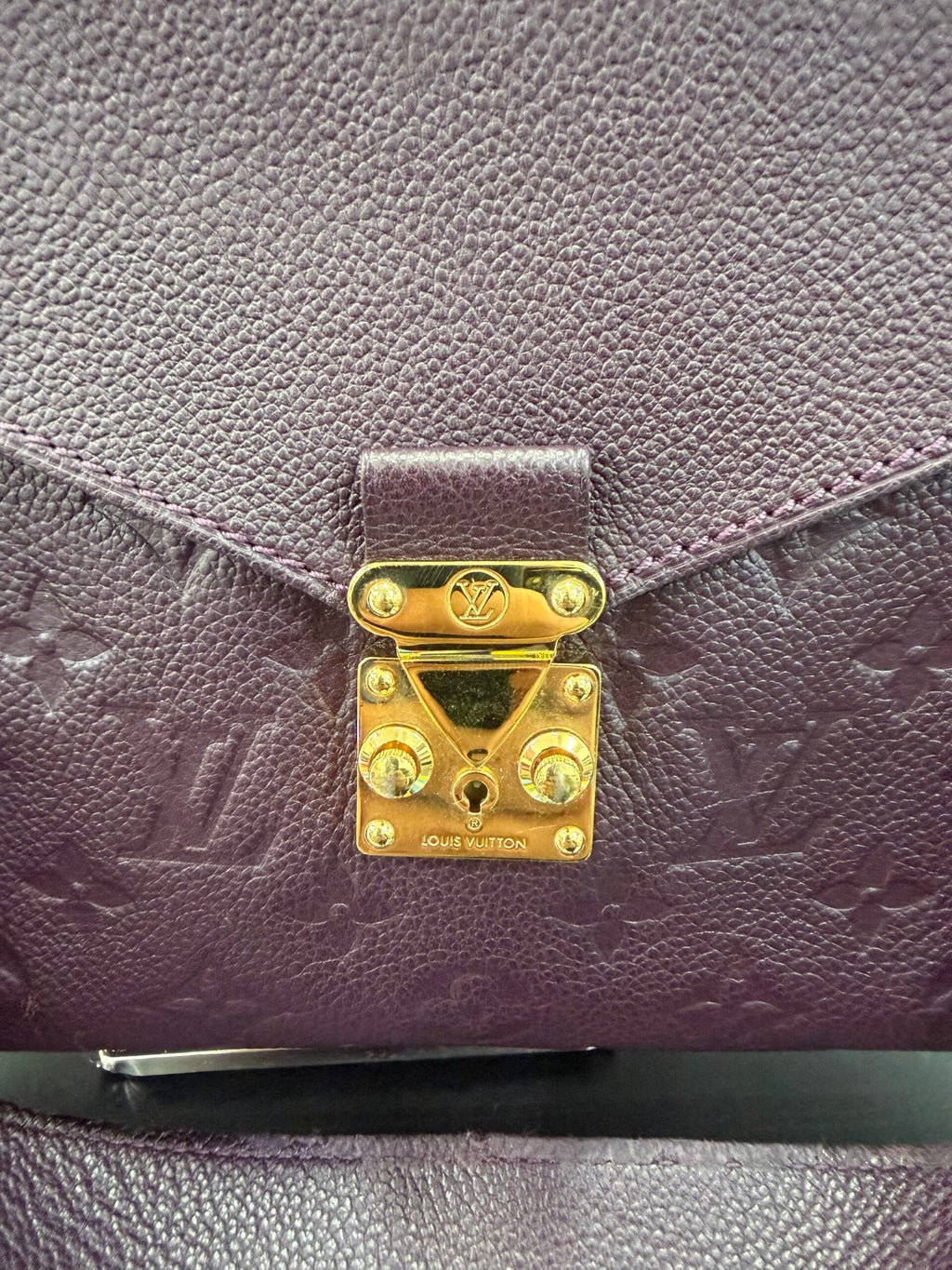 Louis Vuitton Metis Hobo