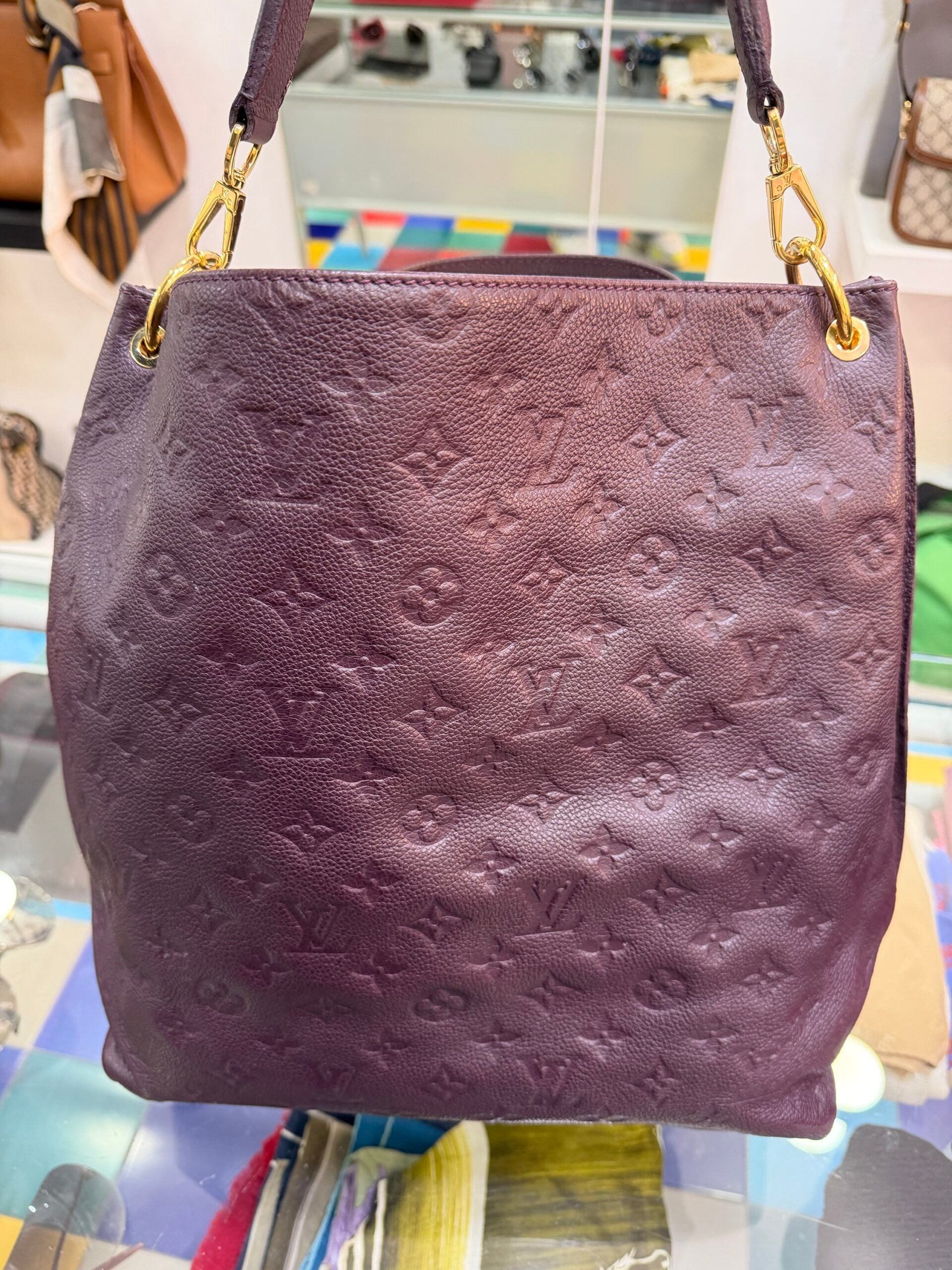 Louis Vuitton Metis Hobo