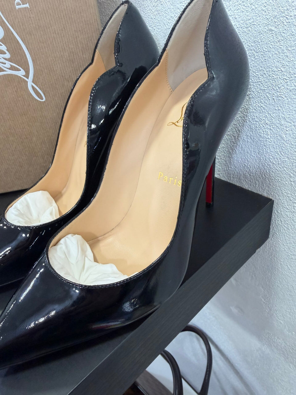 Christian Louboutin Hotc Chick 40